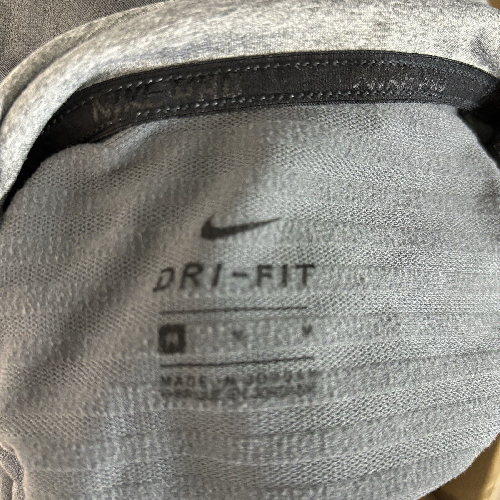 Nike Nike Womens Dri-Fit Shirt Size Medium Gray Half Zip Active W Size M / US 6-8 / IT 42-44 - 8 Thumbnail