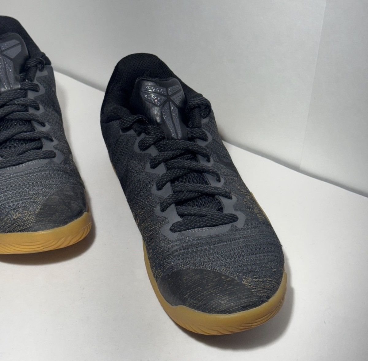 Nike Kobe Black Mamba’s Size US 8.5 / EU 41-42 - 5 Thumbnail