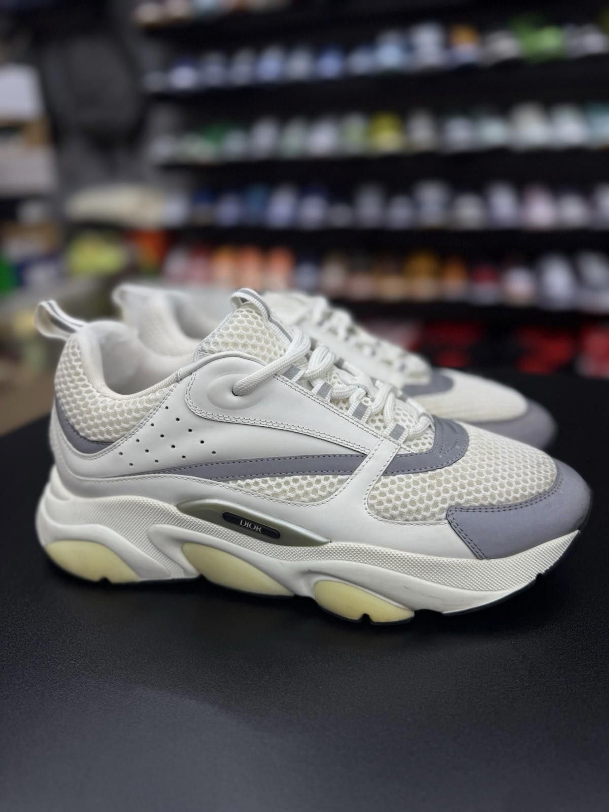 Dior Size 43EU/10US- Dior B22 White 100% Authentic $1300 Retail Size US 10 / EU 43 - 2 Thumbnail