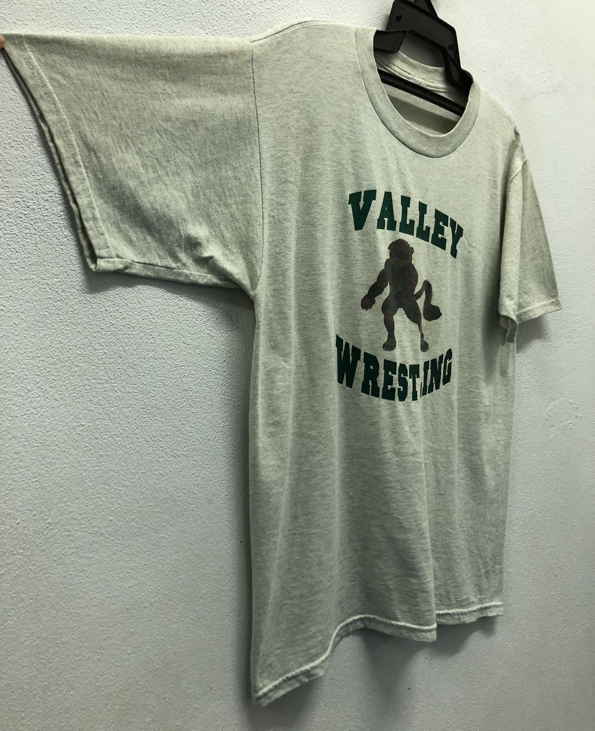 Vintage Vintage Valley Wrestling Imua T-Shirt Size US M / EU 48-50 / 2 - 6 Thumbnail