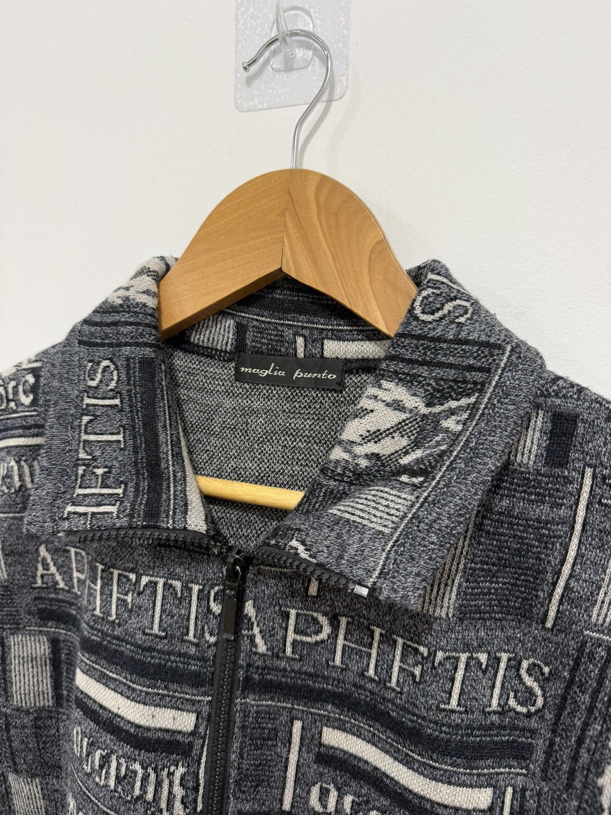 Japanese Brand Vtg knit vest Size US M / EU 48-50 / 2 - 8 Thumbnail