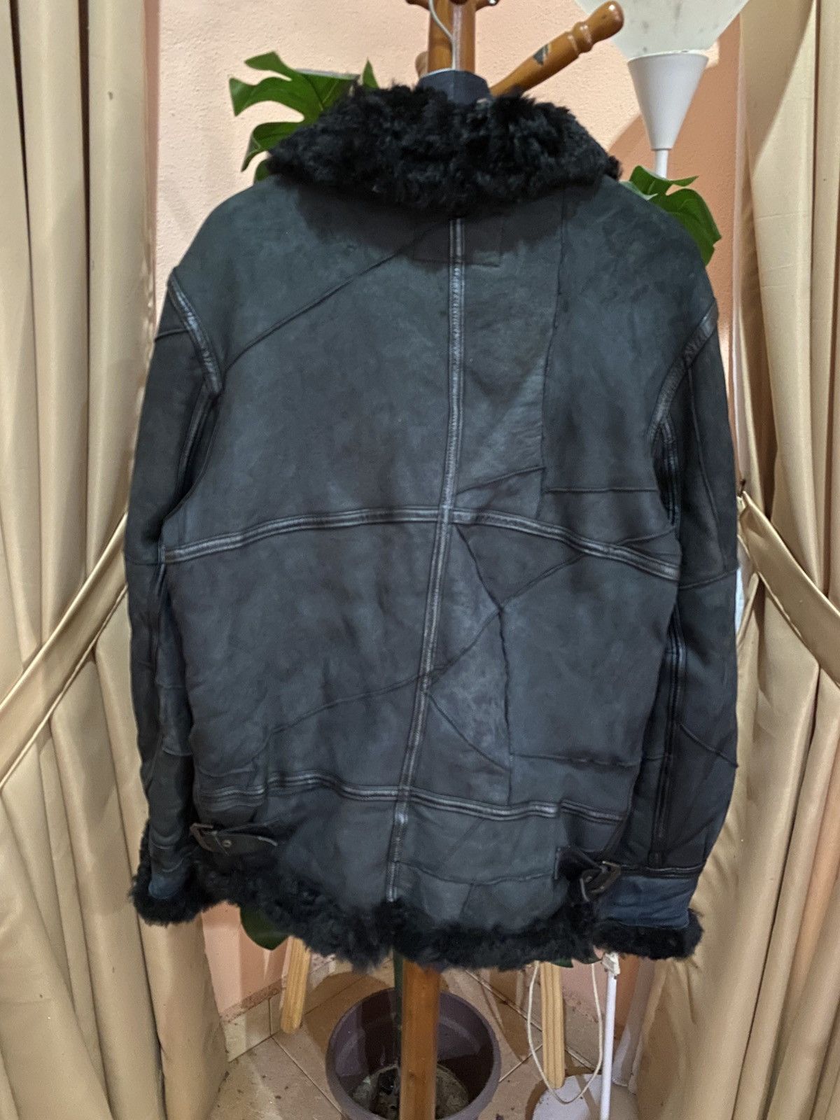 Genuine Leather UK GENUINE LEATHER SHEARLING BLACK AVIATOR TYPE B3 JACKET Size US M / EU 48-50 / 2 - 9 Thumbnail