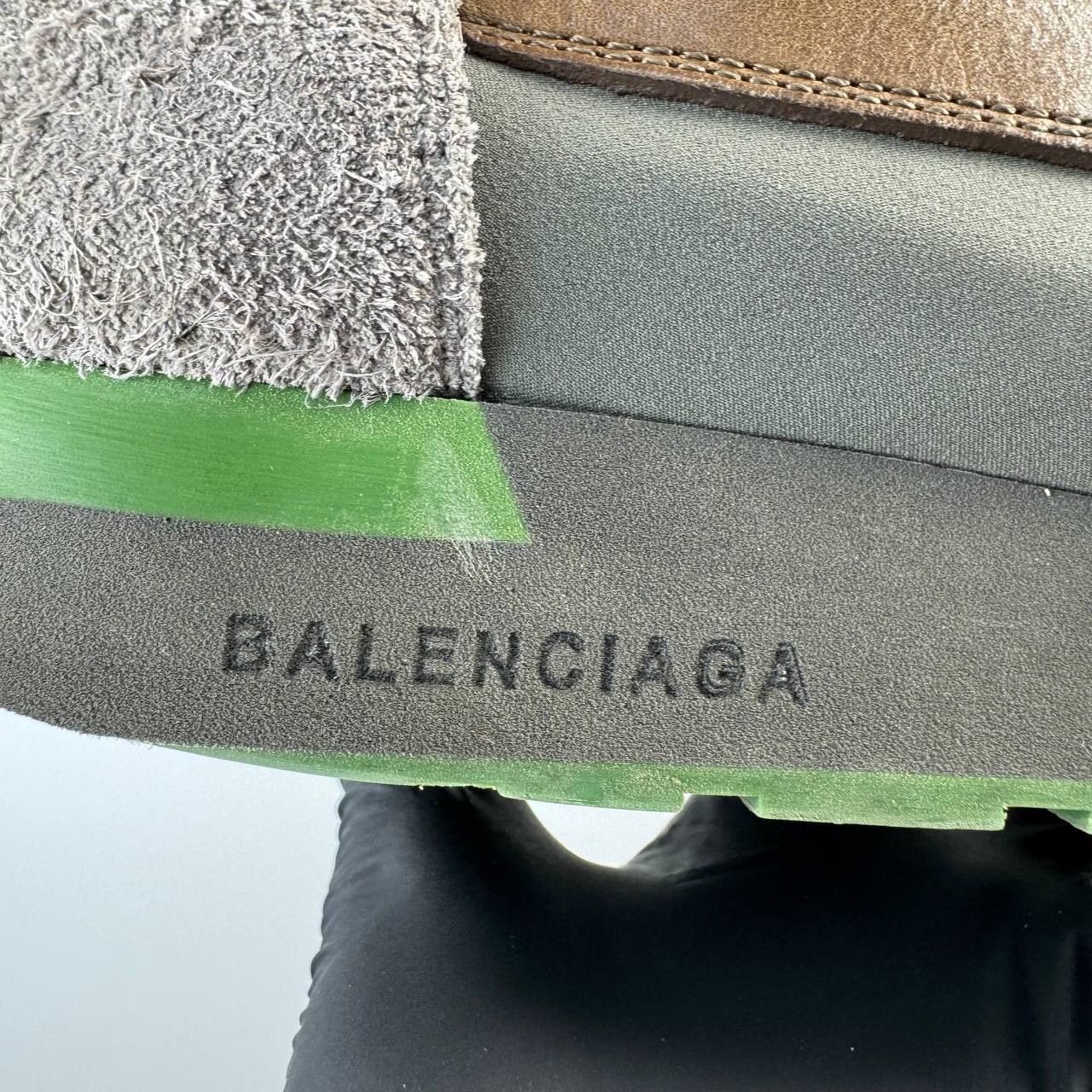 Balenciaga Balenciaga Race Runner Mesh Sneakers Mens Size EU 39 Size US 6 / EU 39 - 7 Thumbnail