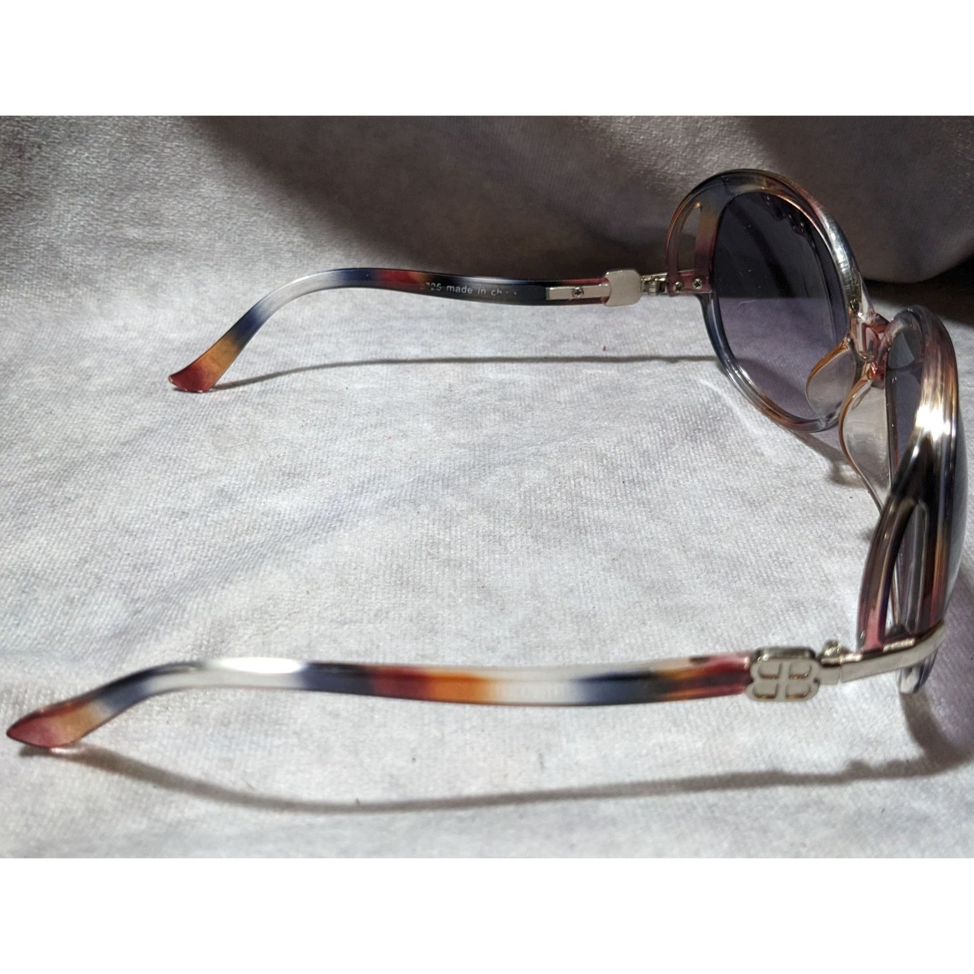 Other Vintage Baskin Bros. Mottled Red Black And Clear Sunglasses Size ONE SIZE - 2 Thumbnail