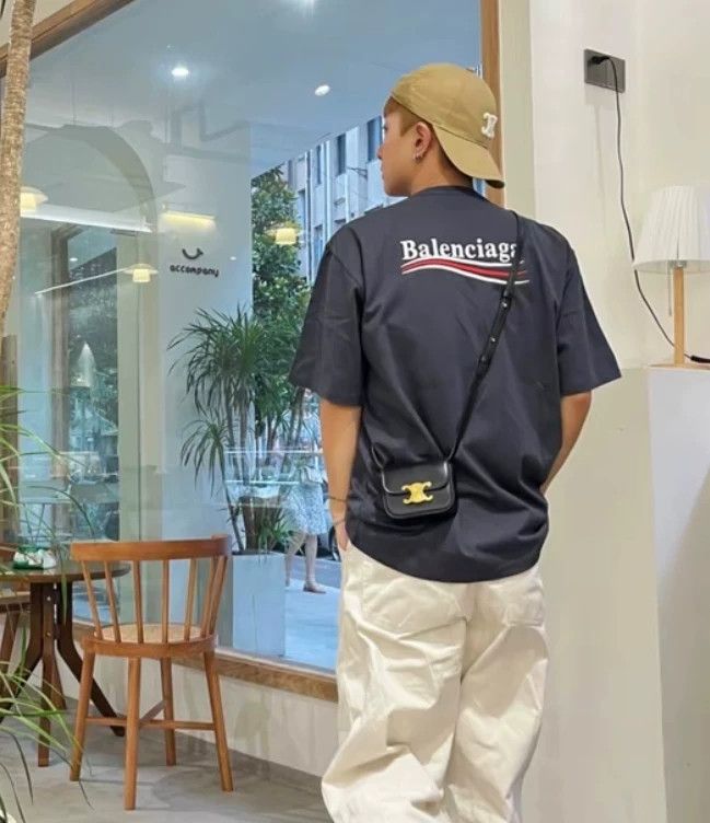 Balenciaga Balenciaga Navy Blue Cola Short Sleeve Size US XL / EU 56 / 4 - 4 Thumbnail