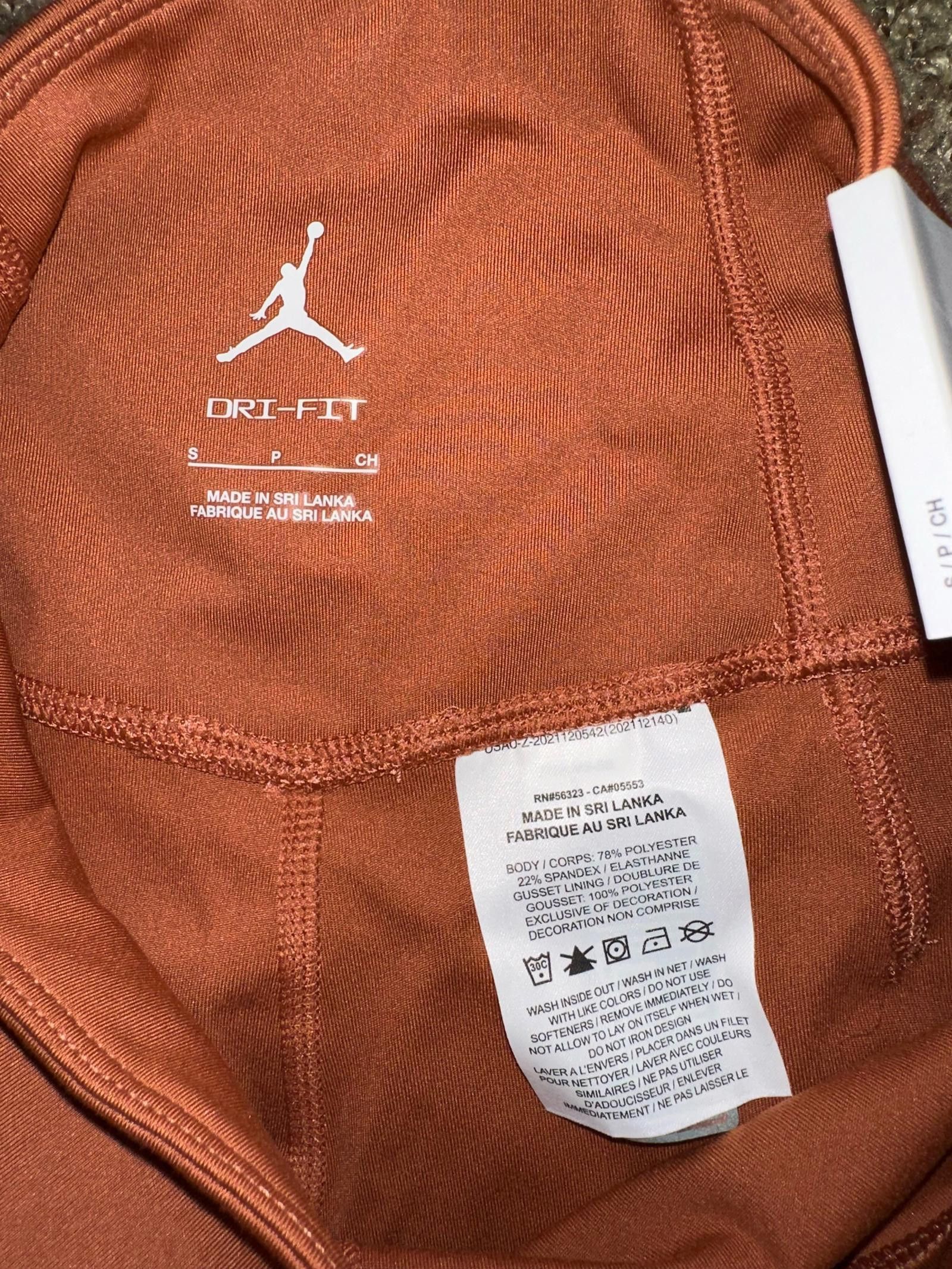 Designer Nike Women's Air Jordan Sport High-Waisted 7" Bike Shorts Sample Size 28" / US 6 / IT 42 - 2 Thumbnail