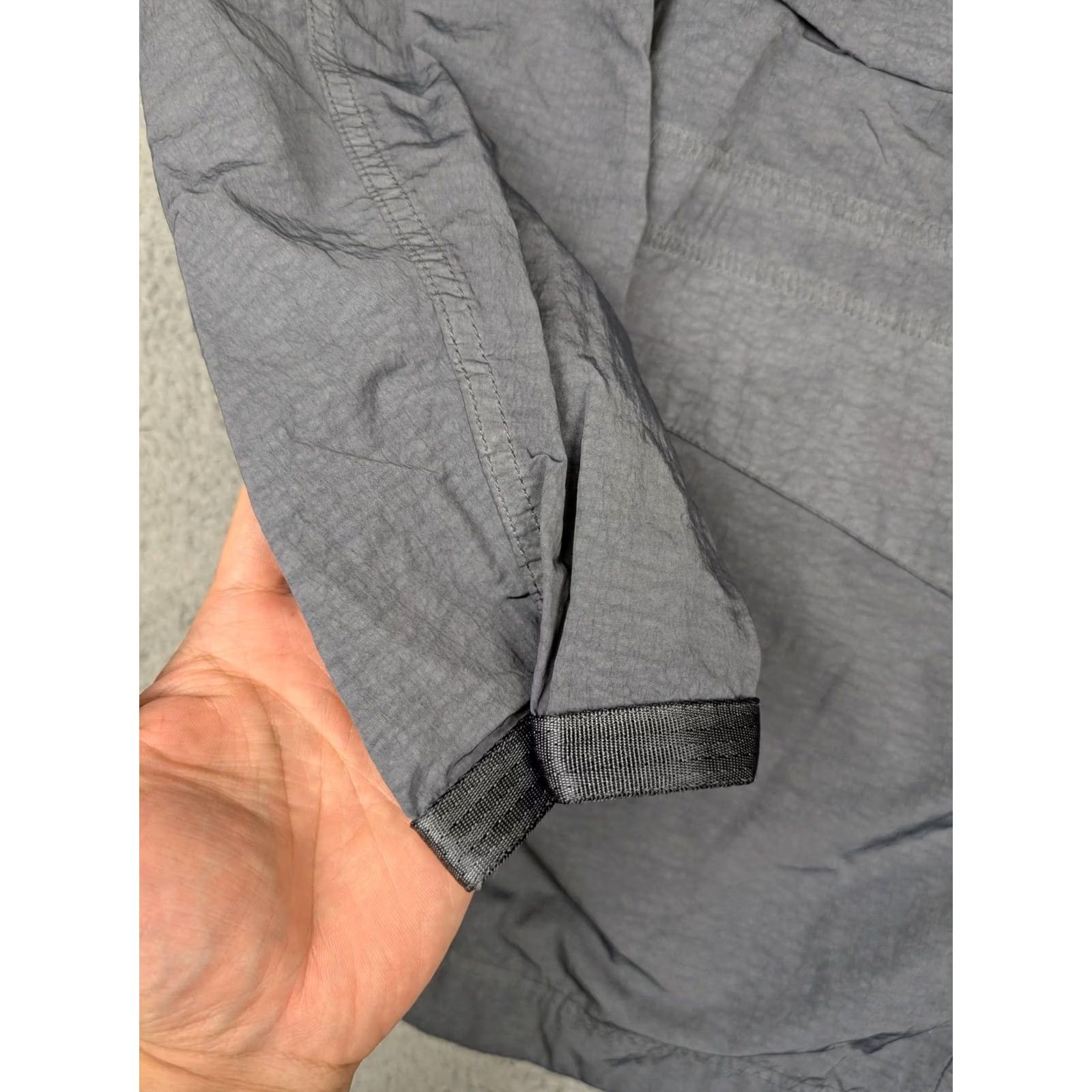 Nike Nike Tech Pack Jacket Mens XL Gray Packable Hood Full Zip Nylon Long Beach LB Size US XL / EU 56 / 4 - 5 Thumbnail