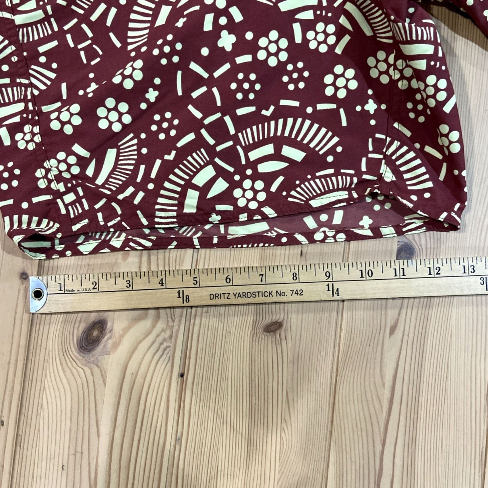 Patagonia Patagonia Board Shorts Mens 38 Red Abstract Nylon Swim Trunks Surf Beach Quick Dry Pockets Drawstring Lightweight Size US 38 / EU 54 - 6 Thumbnail