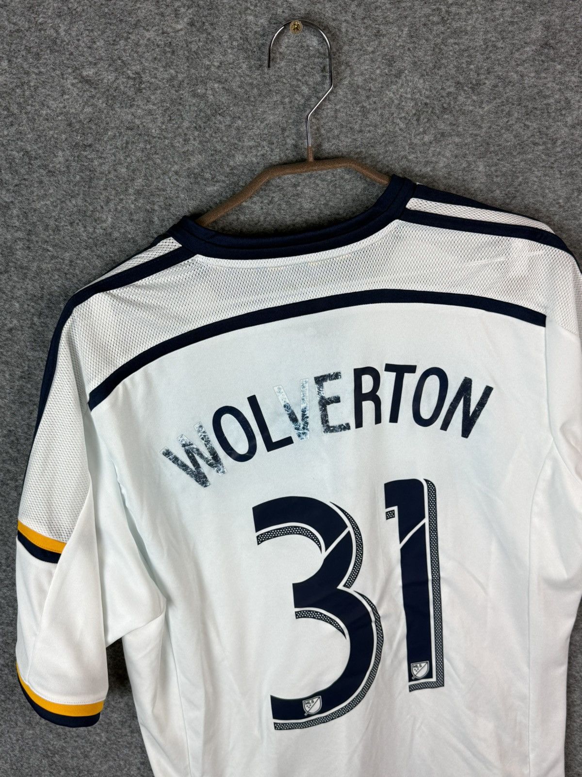 Adidas Adidas Los Angels Galaxy #31 Wolverton 2014/15 Home jersey Size US L / EU 52-54 / 3 - 10 Thumbnail