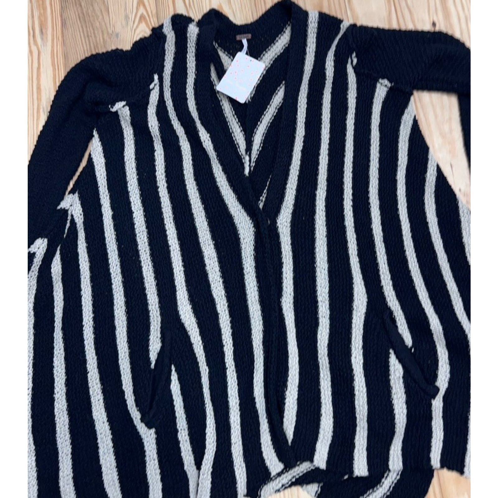 Free People Free People Black Beige Chevron Strip Cardigan Sweater Size M / US 6-8 / IT 42-44 - 6 Thumbnail