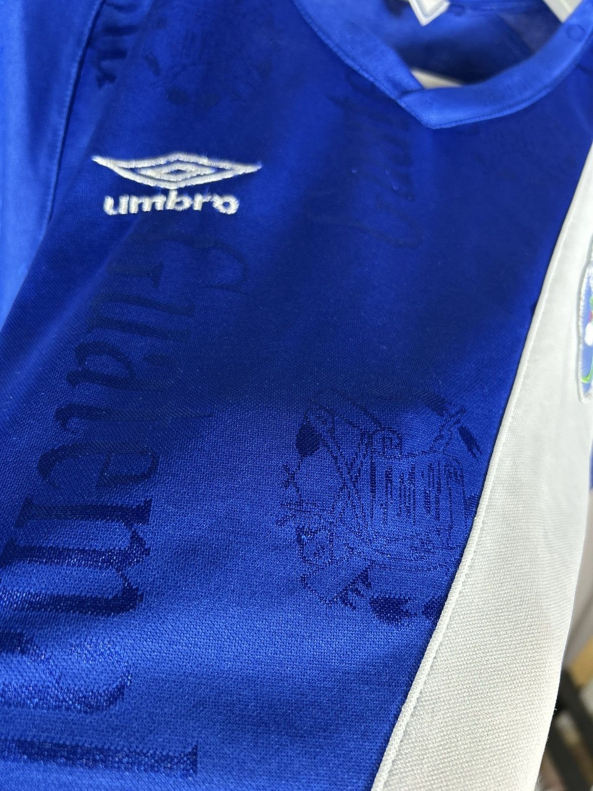 Umbro Vintage 90’s Umbro Guatemala Soccer Jersey Size L Size US L / EU 52-54 / 3 - 11 Thumbnail