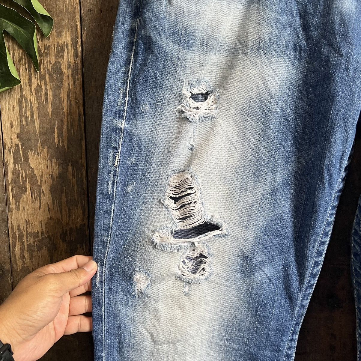 True Religion True Religion Straigt Cut Distressed Denim Jeans Size US 38 / EU 54 - 3 Thumbnail