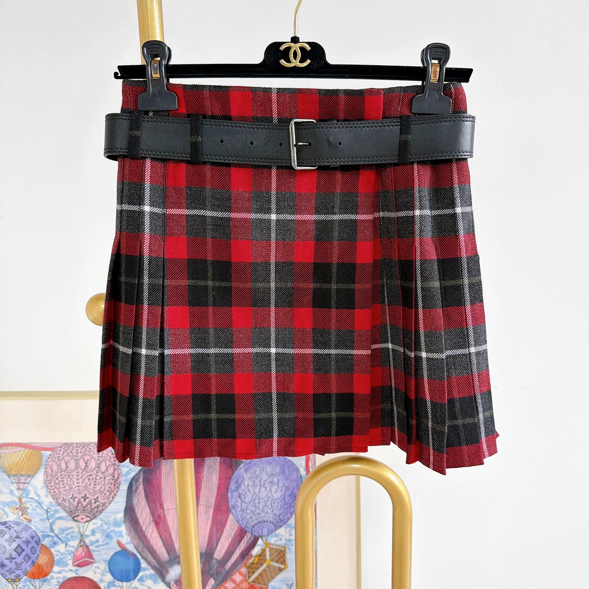 Christian Louboutin CD colorblock check wool pleated skirt F34 Size 25" / US 0 / IT 36 - 1 Thumbnail
