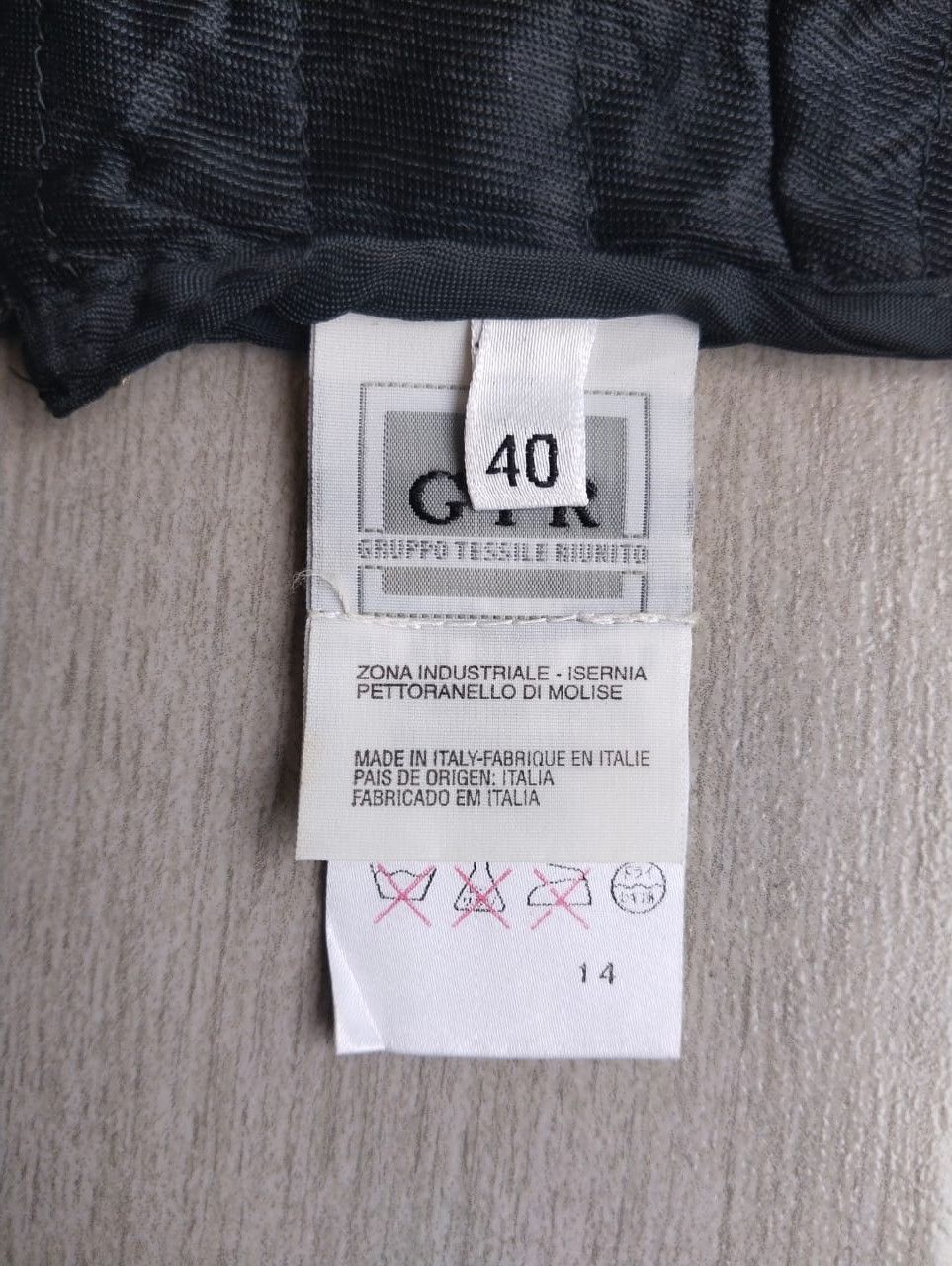 Helmut Lang Helmut Lang Black Mini Skirt Size S / US 4 / IT 40 - 2 Thumbnail