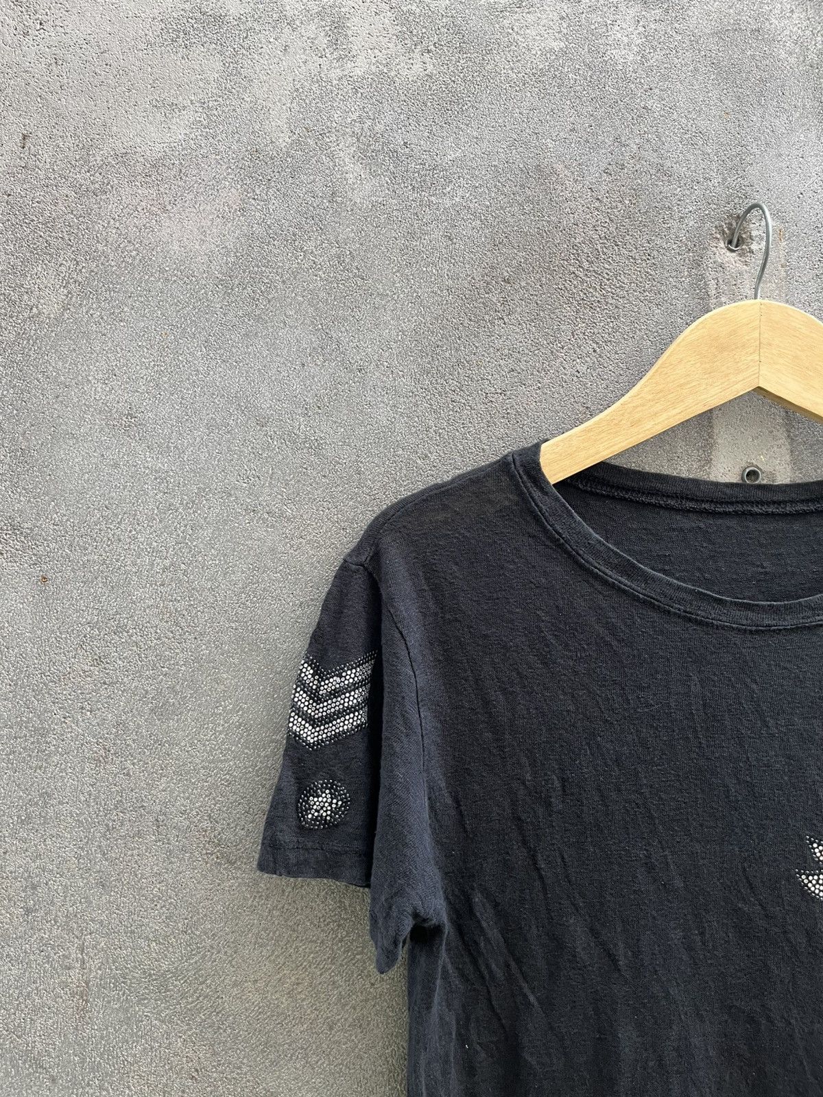 Vintage Rock Heart Stud Tee – Japan Archive Y2K Glam Punk Size US S / EU 44-46 / 1 - 3 Thumbnail