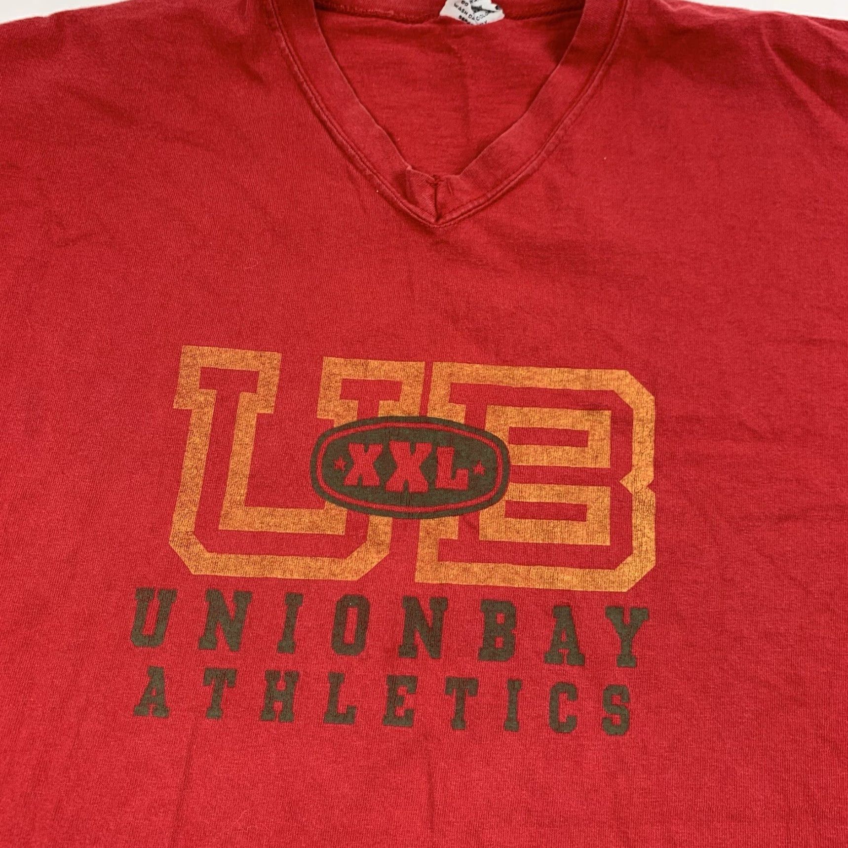 Vintage VINTAGE UNIONBAY Shirt Adult Medium Red V Neck 90s Grunge Surfing Athletics Y2K Mens Size US M / EU 48-50 / 2 - 3 Thumbnail
