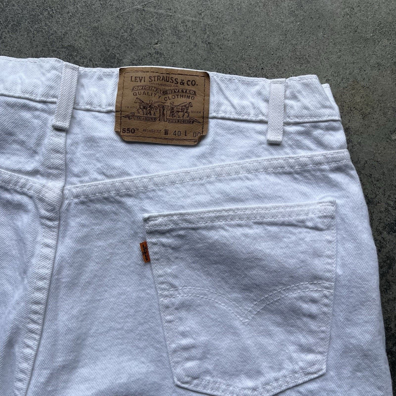 Levi's Vintage 90’s Levi’s 550 Orange Tab Jorts Men’s 40 Waist Rela Size US 40 / EU 56 - 2 Thumbnail
