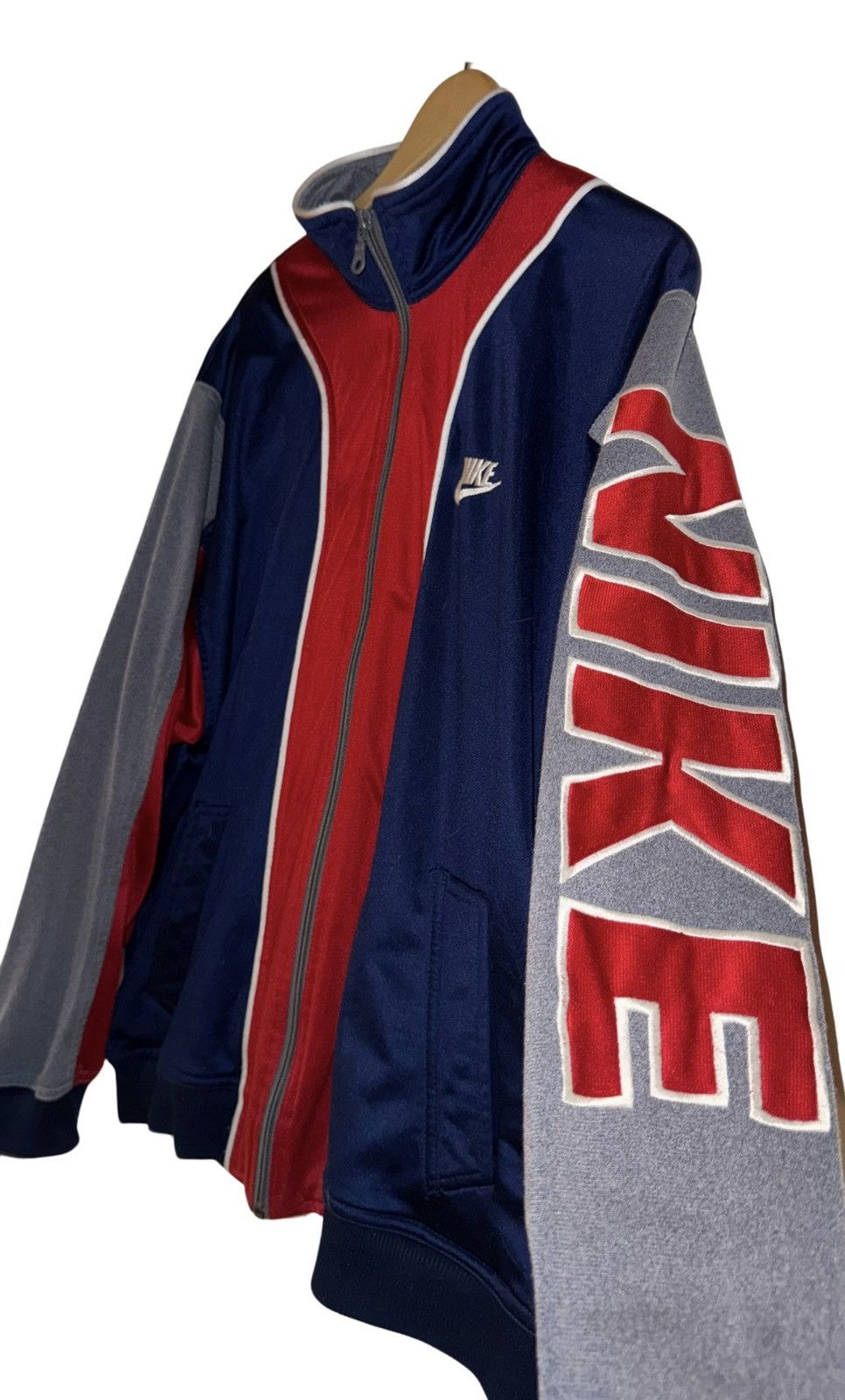 Nike vintage 90's track jacket
