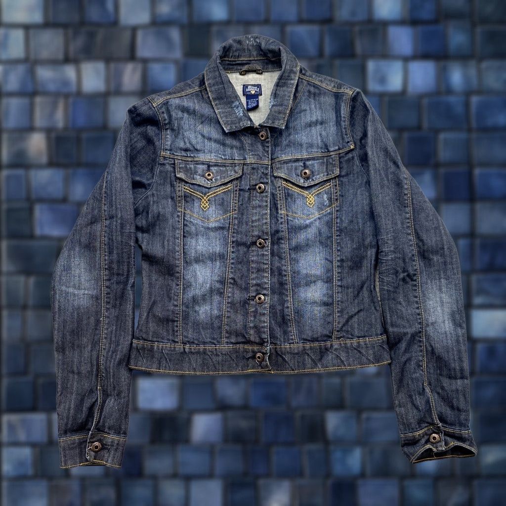 Denime VINTAGE Blue Asphalt Denim Button Up Jean Jacket Women’s Junior XL Casual 90s Embroidered Men/Women Size 40" / US 18 - 1 Thumbnail