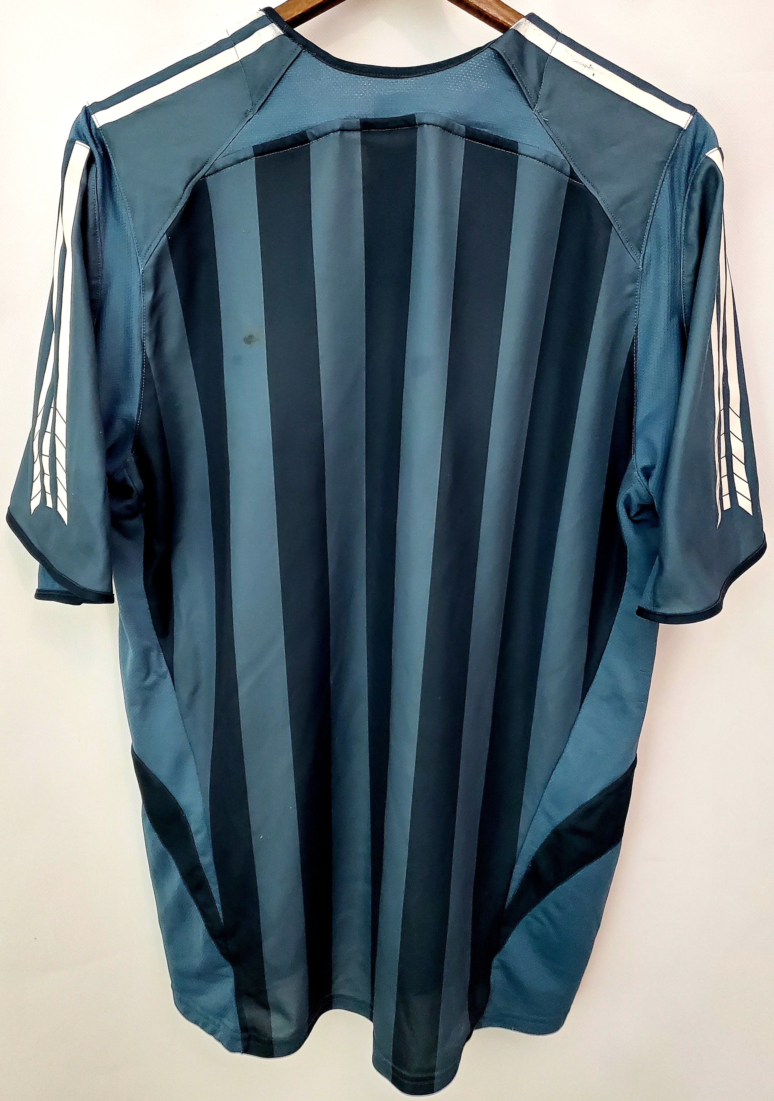 Adidas × Vintage Newcastle United 2004-2005 Away soccer jersey size Xl Size US XL / EU 56 / 4 - 6 Thumbnail
