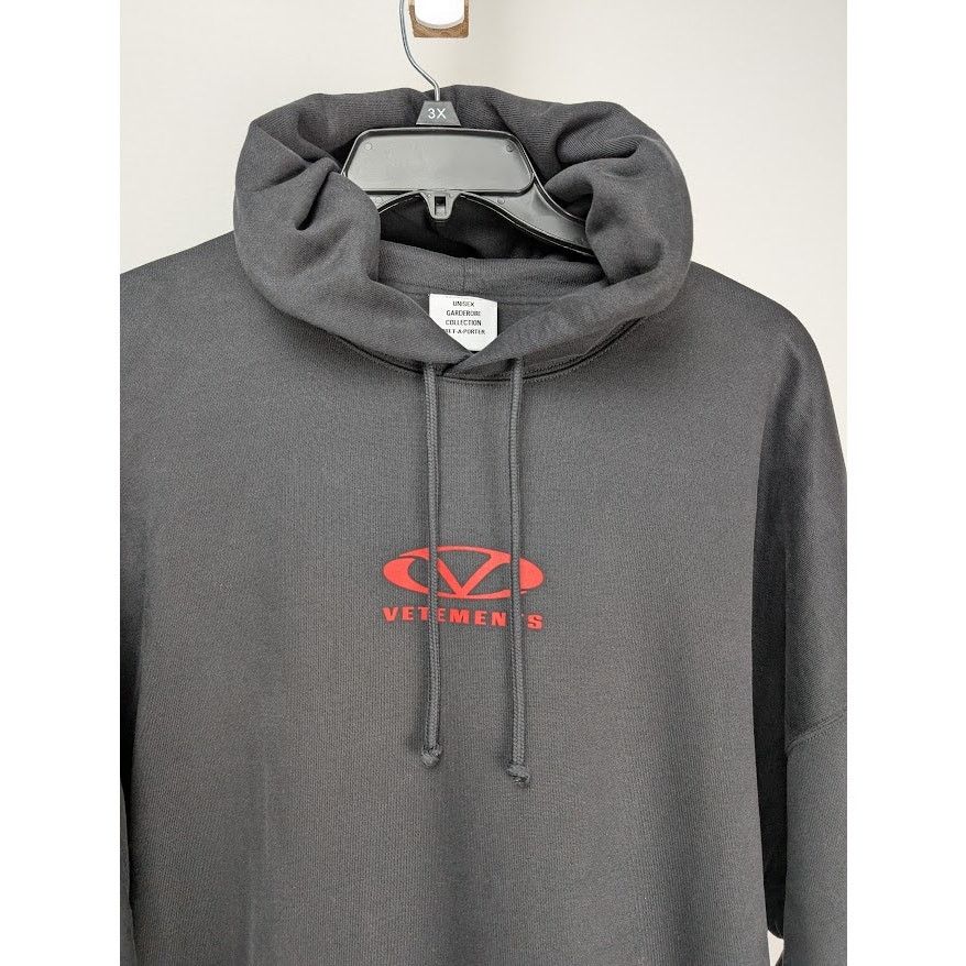 Vetements o1rshd1 Hoodie with Vetements Logo in Black Size US S / EU 44-46 / 1 - 3 Thumbnail