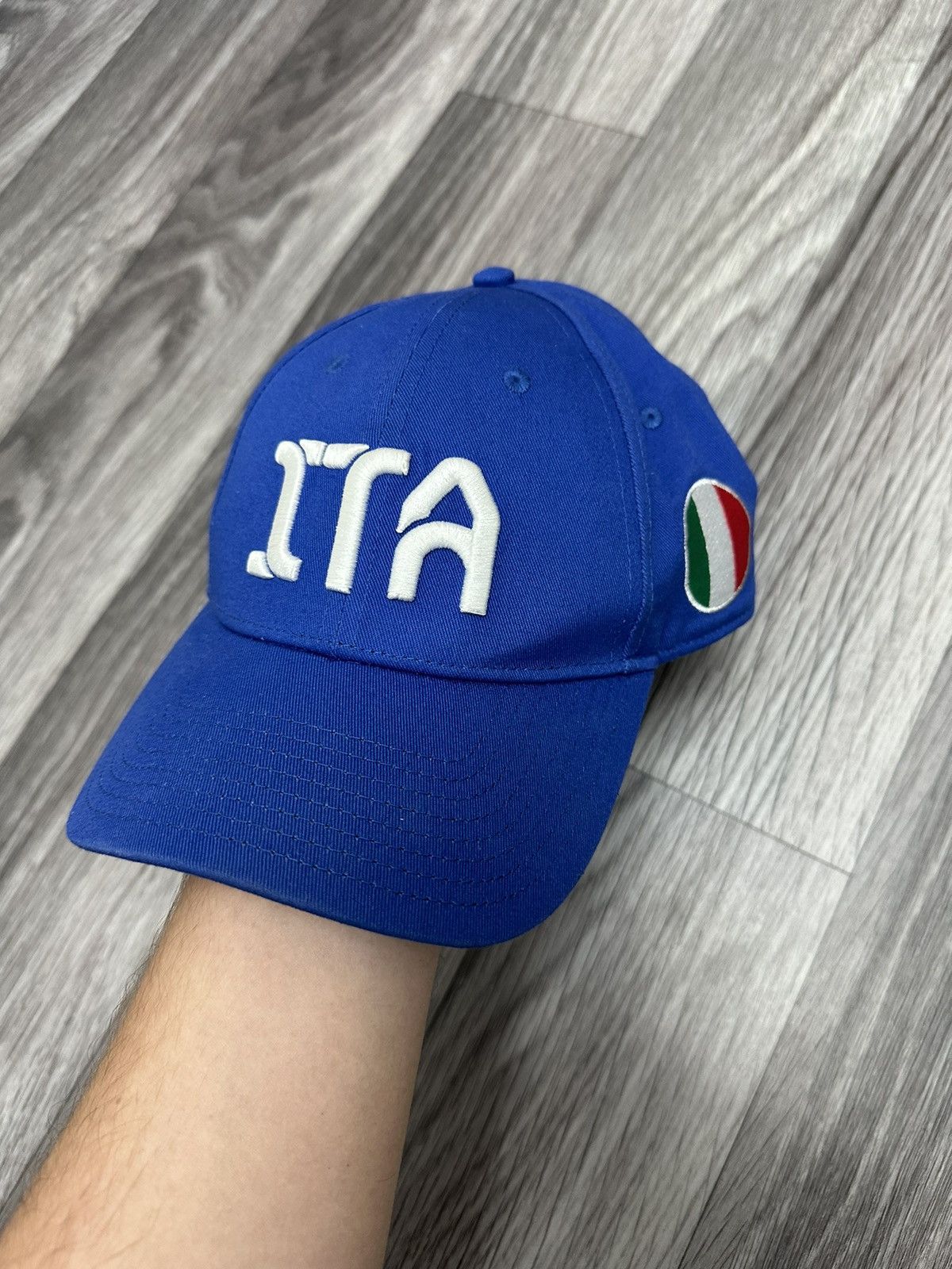 Japanese Brand × Vintage New Italy/Italian Football FC Flag UEFA EURO 2020 Cap Size ONE SIZE - 1 Thumbnail