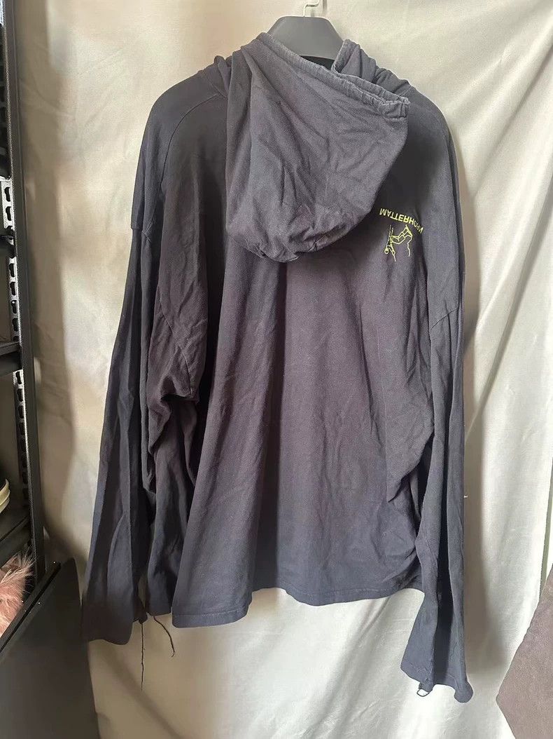 Vetements Vetements 18ss Inverted Man hoodie 2506-Nextarrow Size US M / EU 48-50 / 2 - 4 Thumbnail
