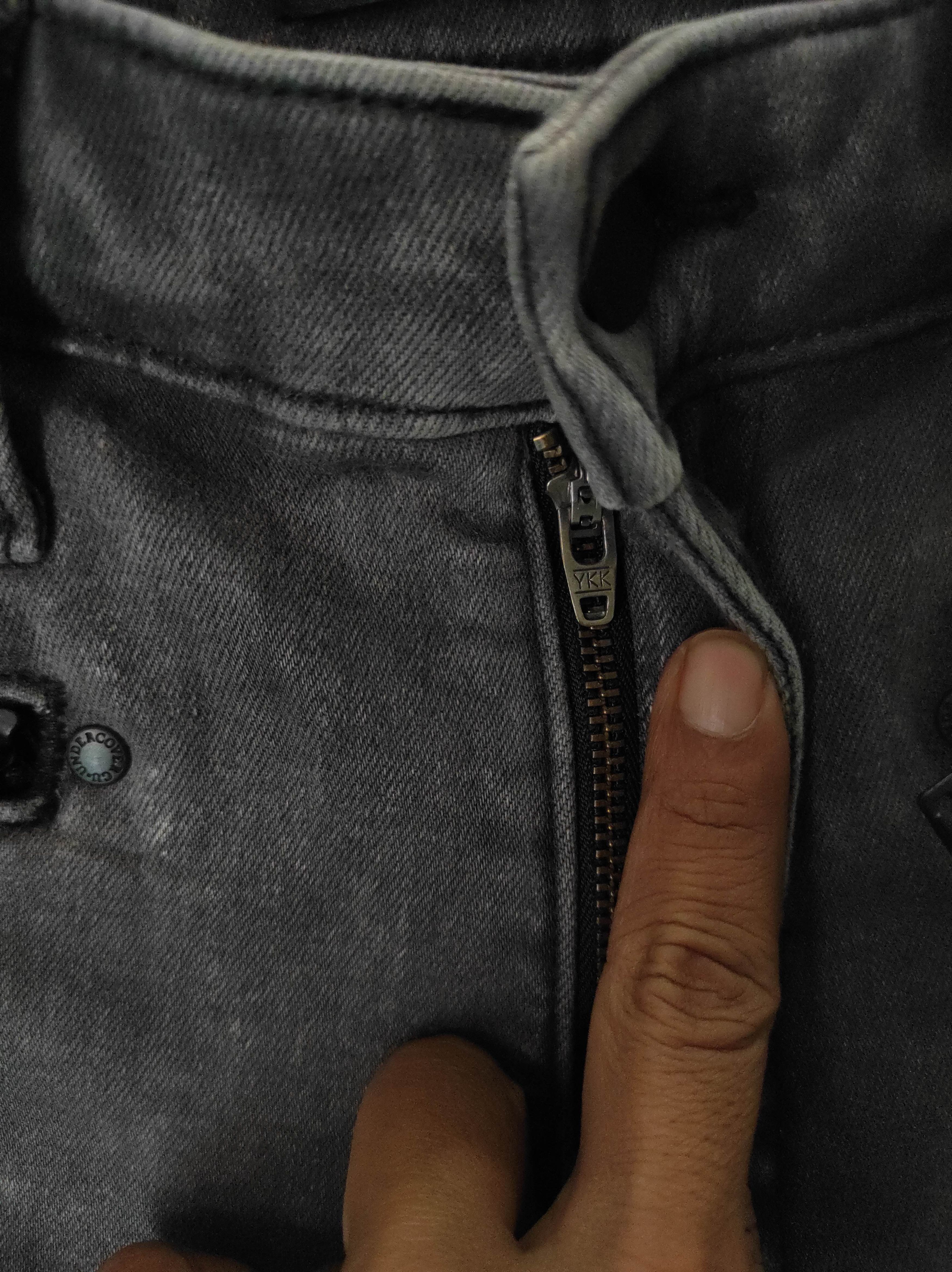 GU × Undercover Gu x Undercover Ripped Jeans Size US 29 - 12 Thumbnail