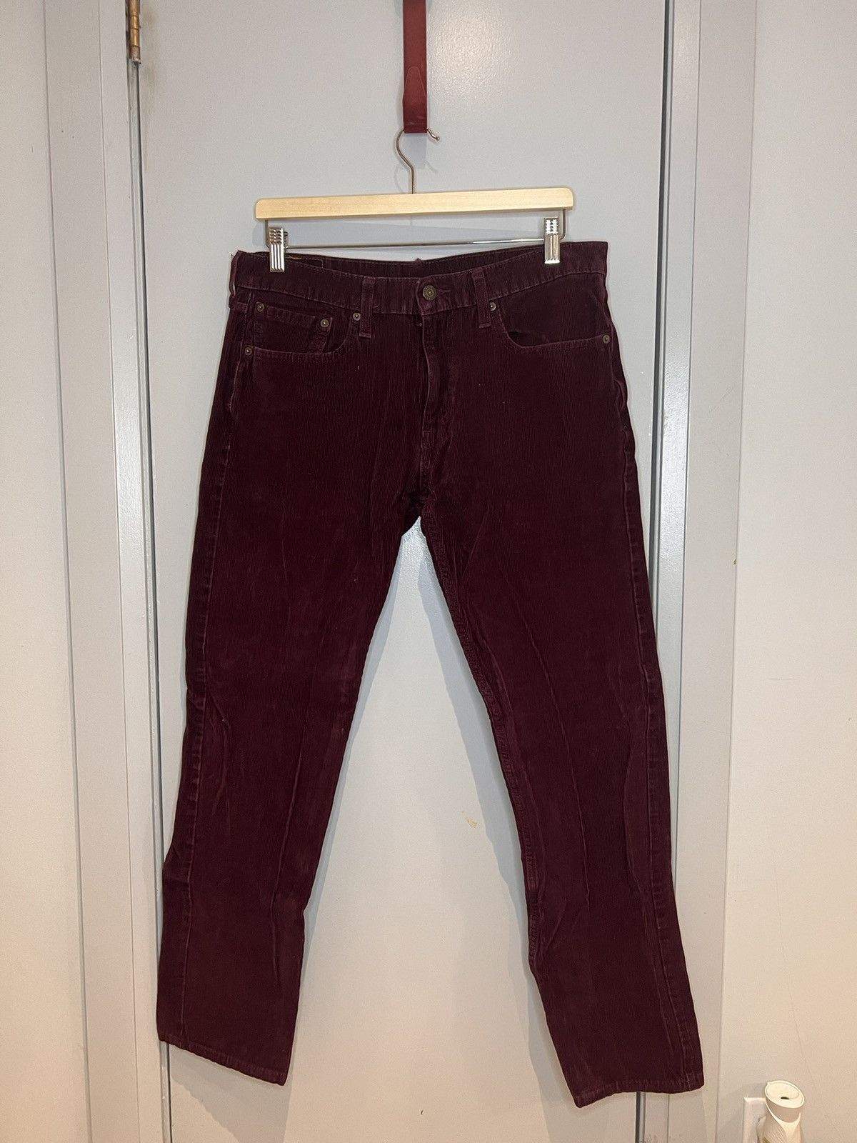 Levi's Levi’s burgundy corduroy jeans Size US 32 / EU 48 - 1 Thumbnail