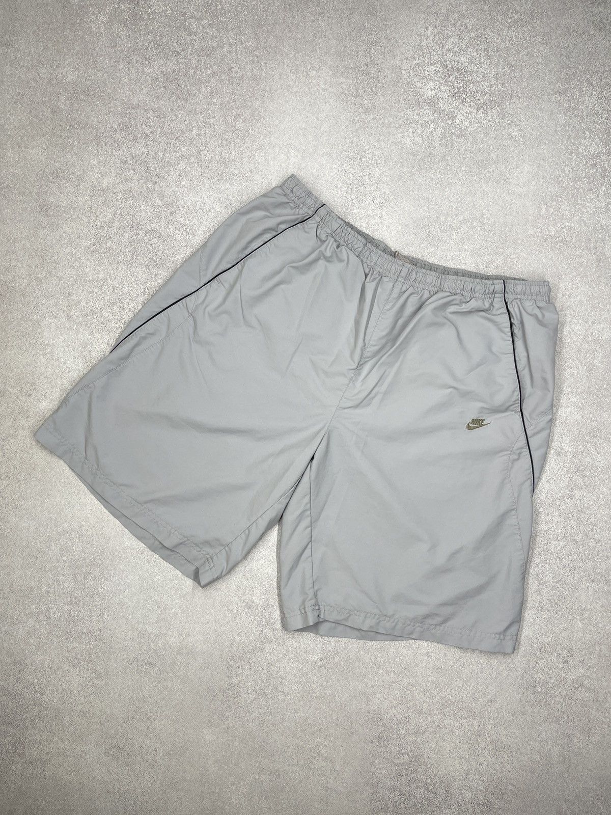 Nike Vintage Nike Sportswear Shorts Grey Drill Y2K ACG TN Size US 38 / EU 54 - 1 Thumbnail