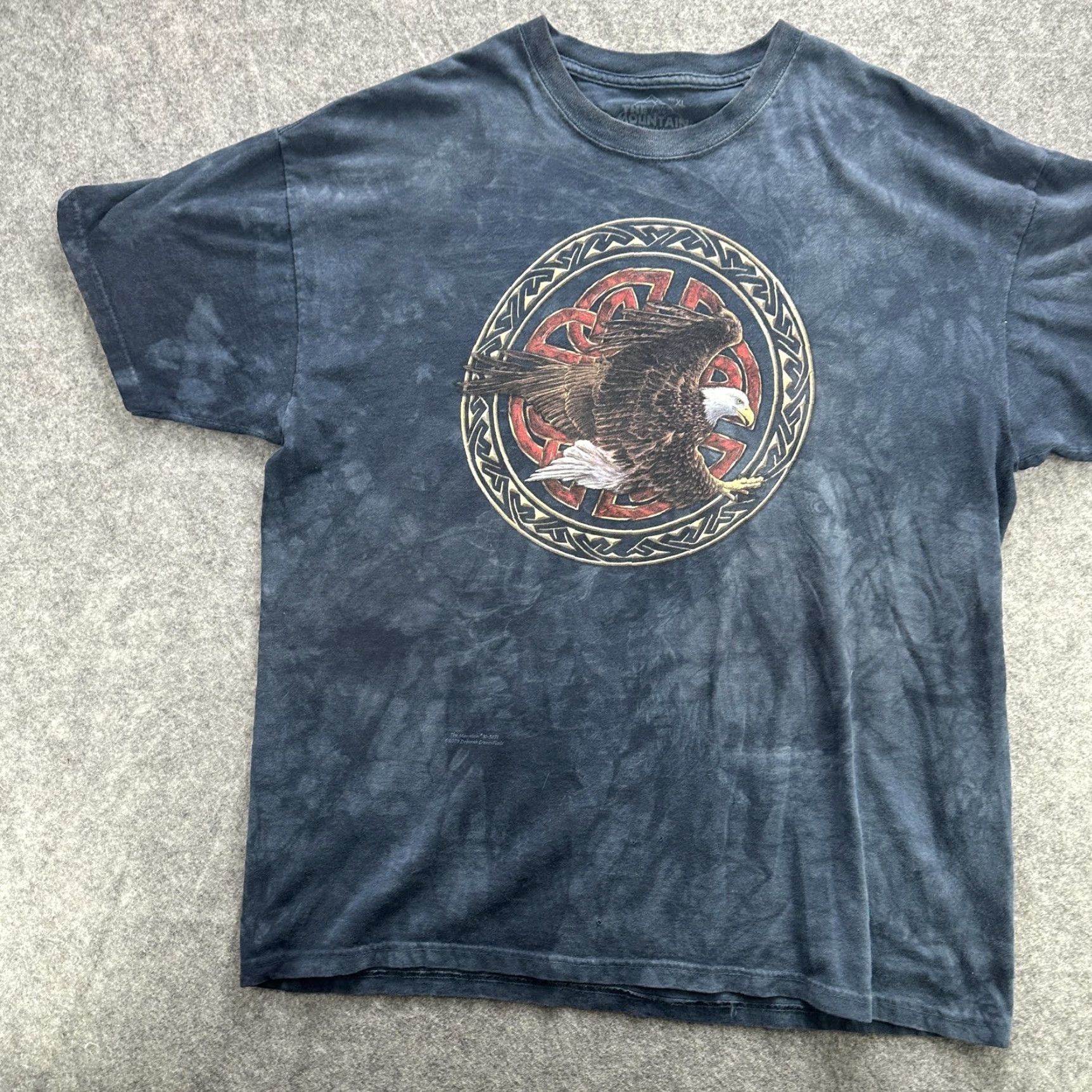 The Mountain VINTAGE The Mountain Shirt Mens XL Blue Bald Eagle Graphic Tie Dye USA Made 2009 Size US XL / EU 56 / 4 - 3 Thumbnail