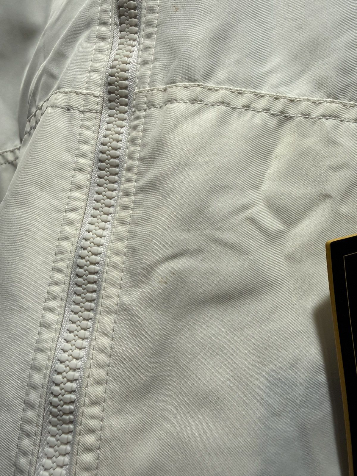 Louis Vuitton Louis Vuitton Staples White Monogram Reversible Windbreaker Size US S / EU 44-46 / 1 - 14 Thumbnail
