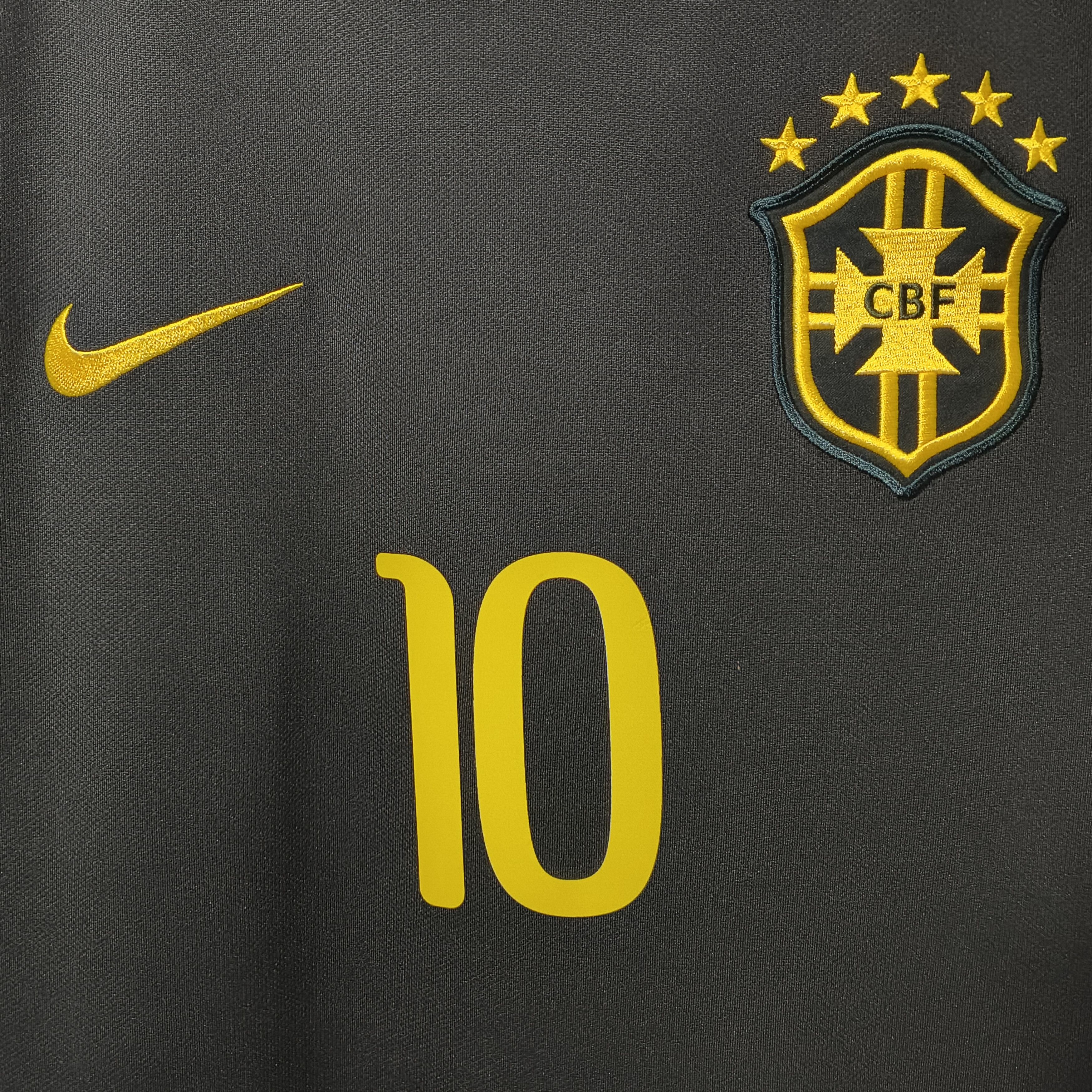 Nike Brazil 2014 Third Jersey Neymar Jr Size US L / EU 52-54 / 3 - 3 Thumbnail