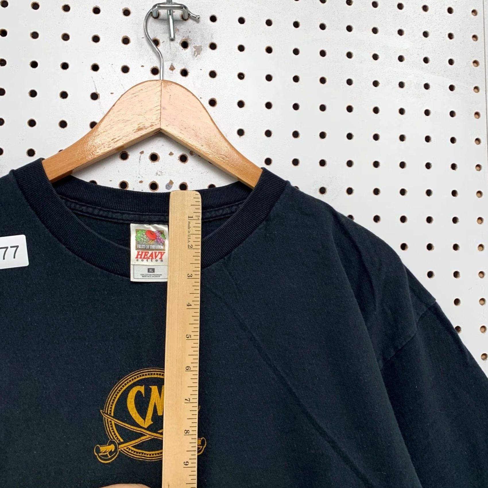 Fruit Of The Loom VINTAGE Captain Morgan Shirt Mens XL Black Graphic Liquor Pirates Crew Neck T-Shirt Shirt Mens XL Black Graphic Pirate Liquor Size US XL / EU 56 / 4 - 7 Thumbnail