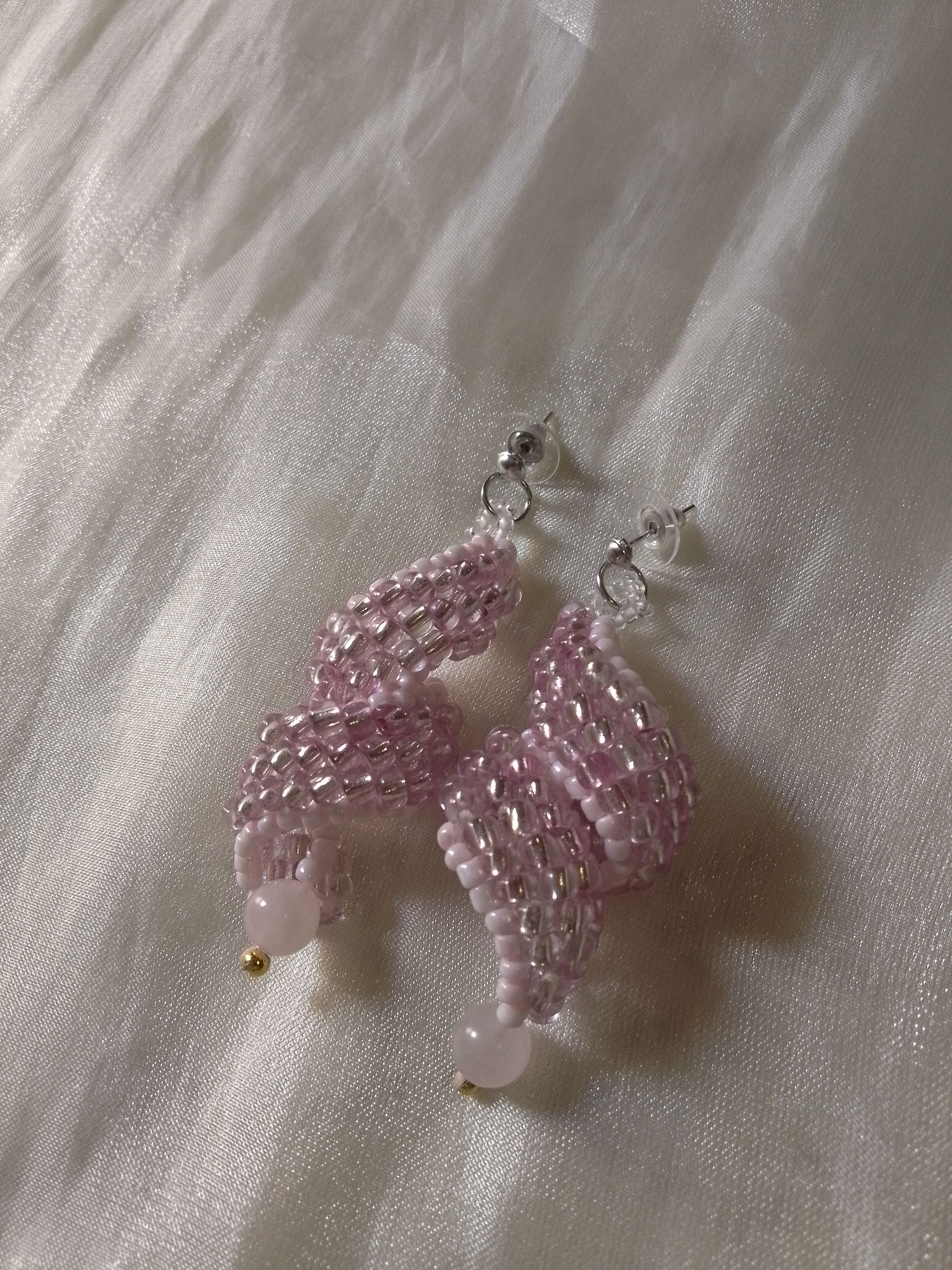 Handmade Pink earrings curled dangle social rose quartz gemstones Size ONE SIZE - 8 Thumbnail