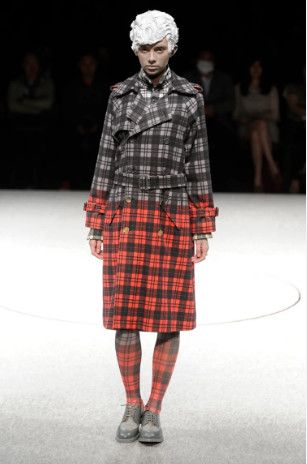 ANREALAGE ANREALAGE AW13 Runway Color-Block Plaid Blend Coat Size XL / US 12-14 / IT 48-50 - 1 Thumbnail