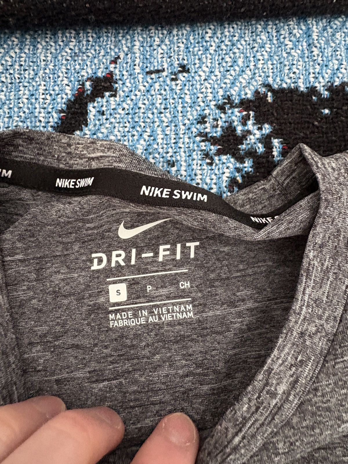 Nike Nike Swimming UPF40+ L/S Shirt Small Size US M / EU 48-50 / 2 - 2 Thumbnail