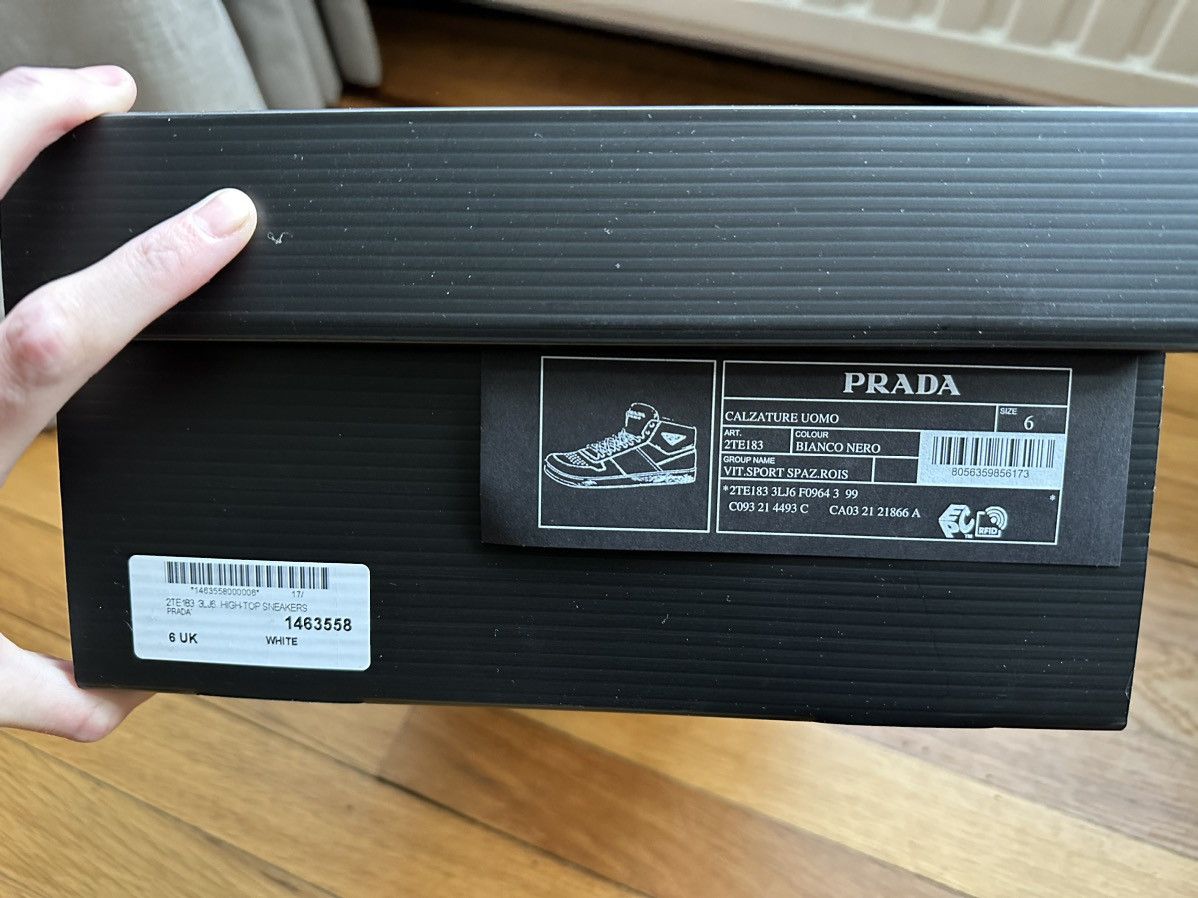 Prada Prada triangle logo Downtown Hi-Top Sneakers Size US 7 / EU 40 - 9 Thumbnail