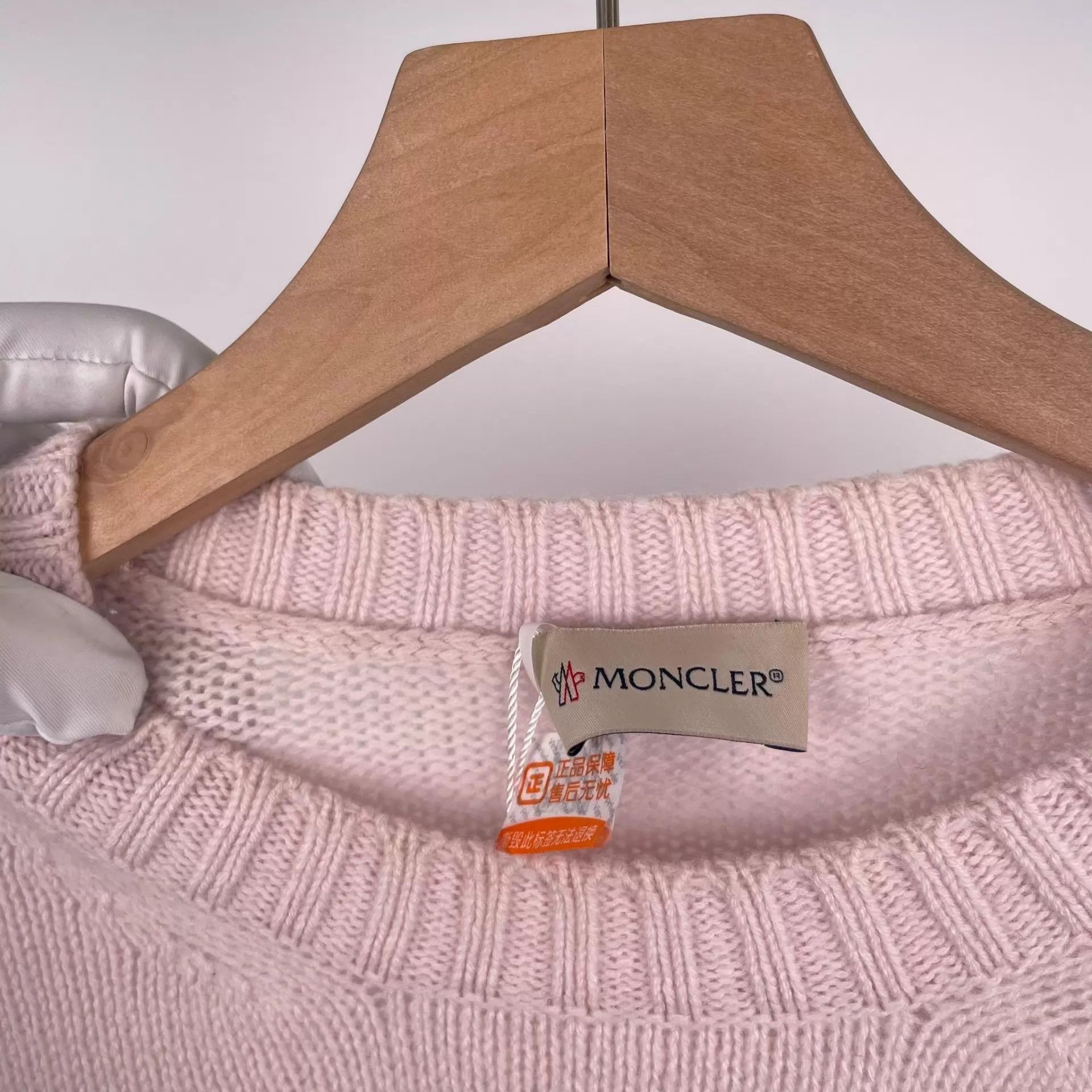 Moncler Moncler knit sweater M size Size M / US 6-8 / IT 42-44 - 3 Thumbnail