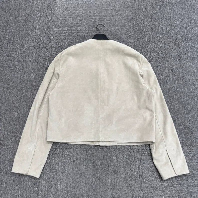 Dior Dior Show mermaid embroidered collarless suede jacket Size US L / EU 52-54 / 3 - 6 Thumbnail