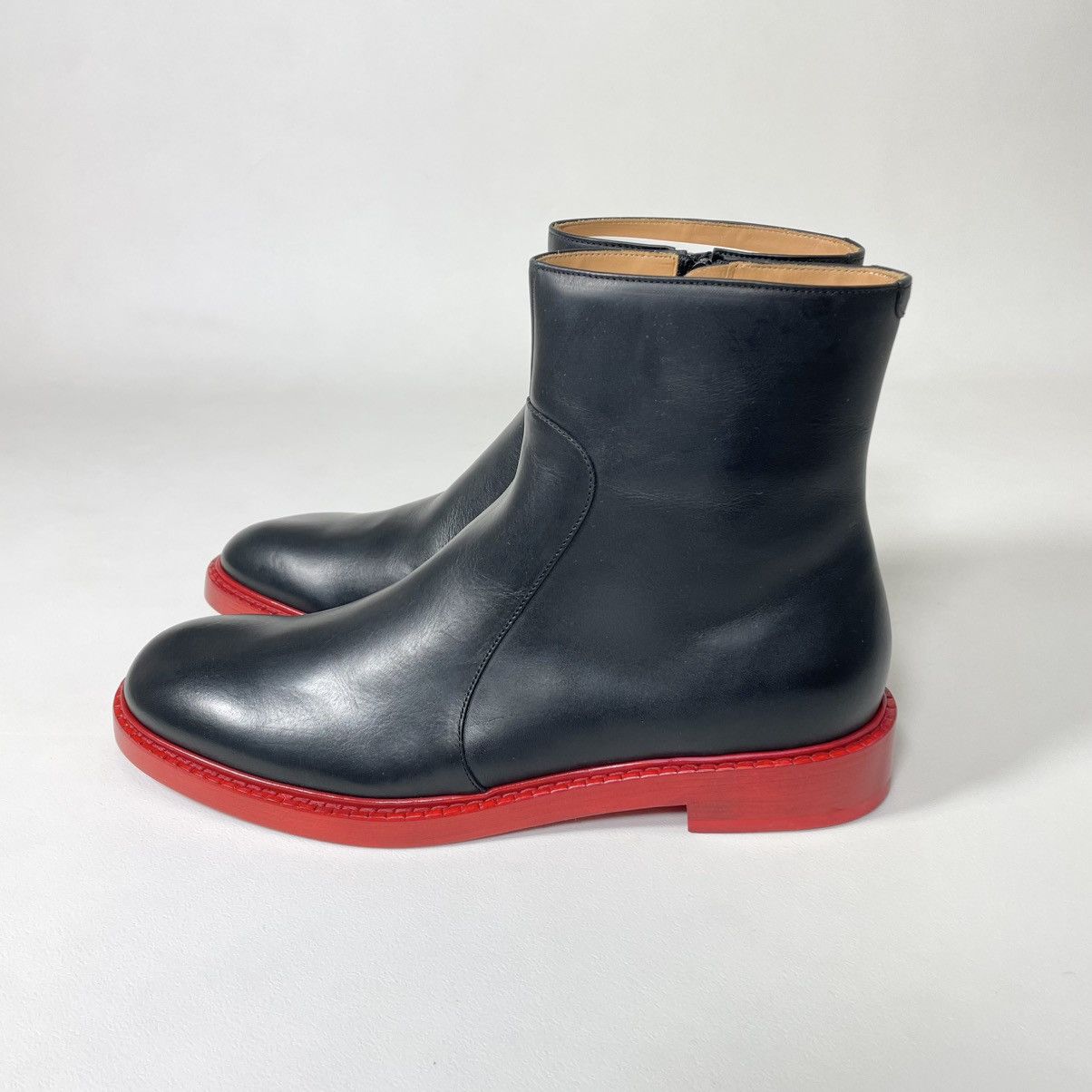 Maison Margiela A/W 16 ‘Painted Red Sole’ Black Boots Size US 13 / EU 46 - 1 Thumbnail