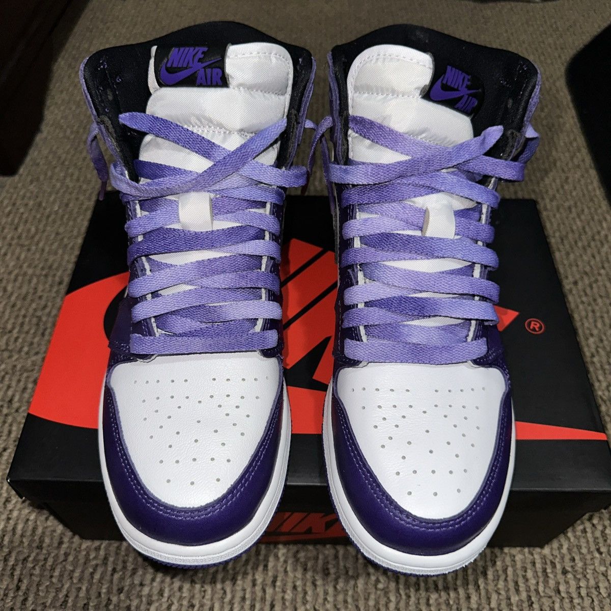 Jordan Brand × Nike Jordan 1 Retro High Court Purple White (GS) Size US 7 / EU 40 - 3 Thumbnail