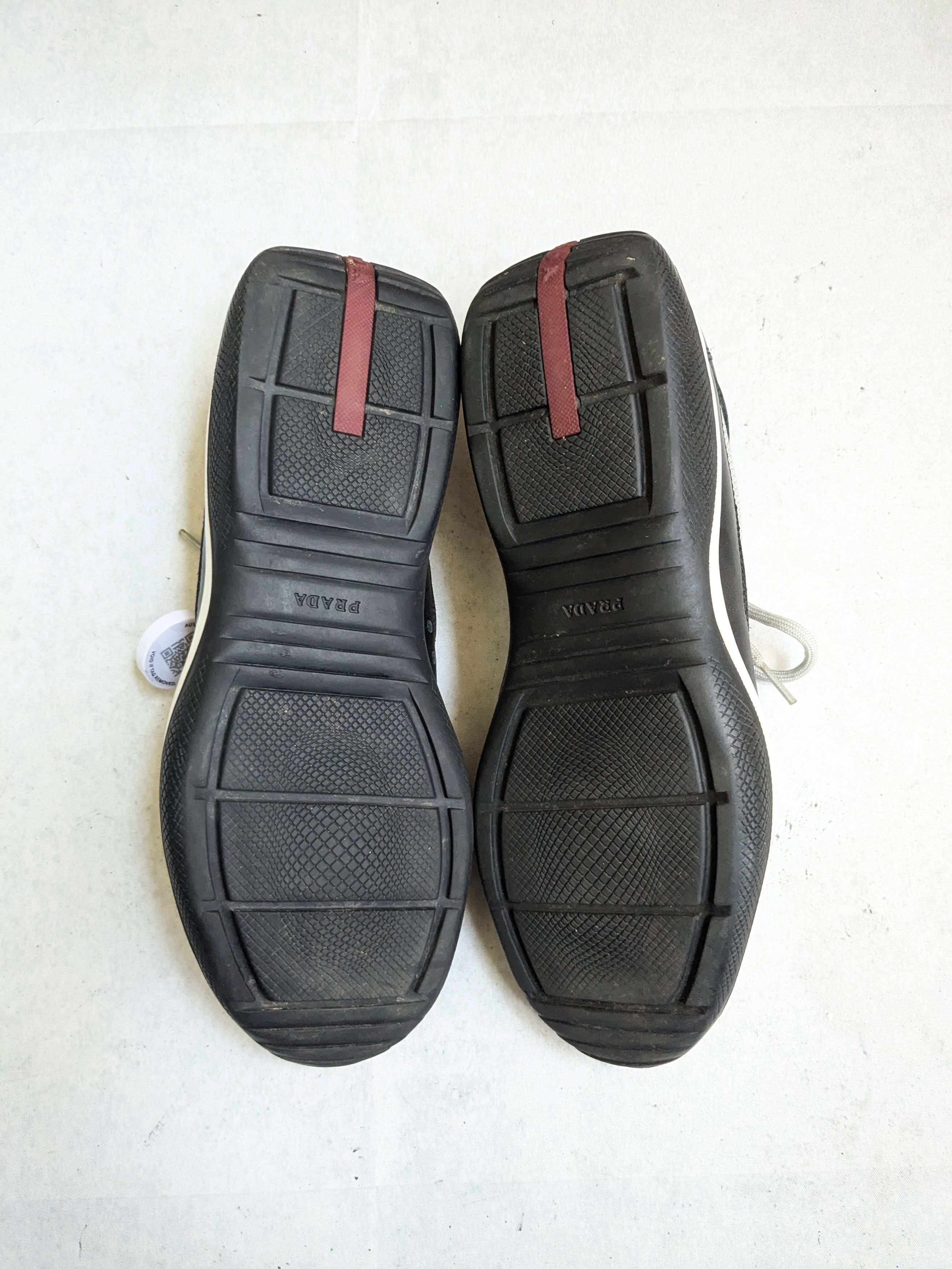 Prada Prada Sneakers Black Leather 9 Low Tops Gray Silver Size US 9 / EU 42 - 13 Thumbnail