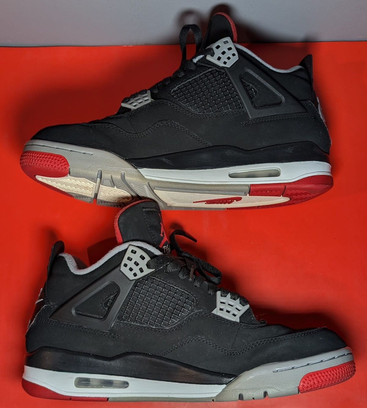 Jordan Brand Size 9 - Jordan 4 Retro OG Bred 2019 Size US 9 / EU 42 - 3 Thumbnail