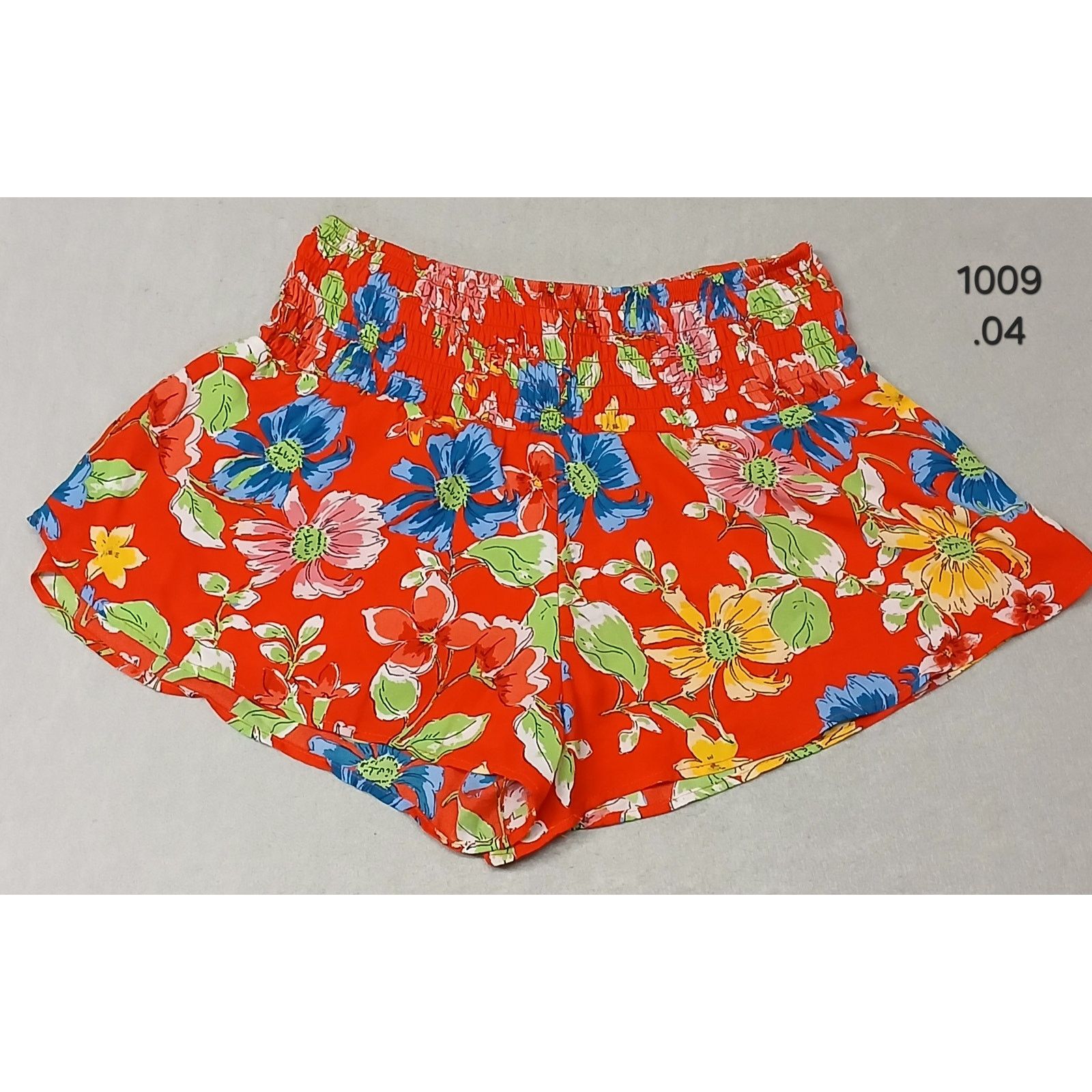 Other Sienna Sky (Large) Red Floral Ruffle Flowy Boho Shorts Size 28" / US 6 / IT 42 - 1 Thumbnail