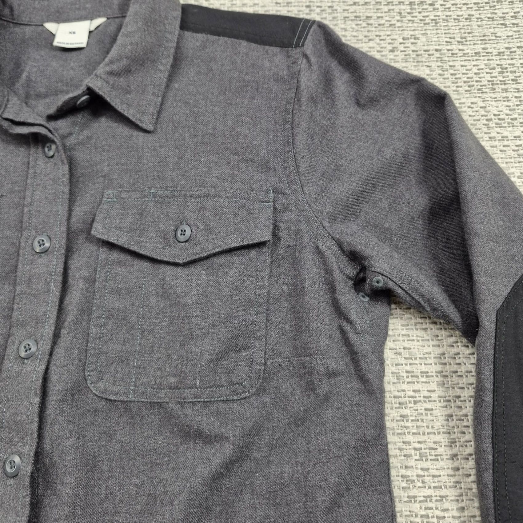 Duluth Trading Company Duluth Trading Co Shirt Jacket Womens XS Gray Flannel Button Front Elbow Patch Size XS / US 0-2 / IT 36-38 - 5 Thumbnail