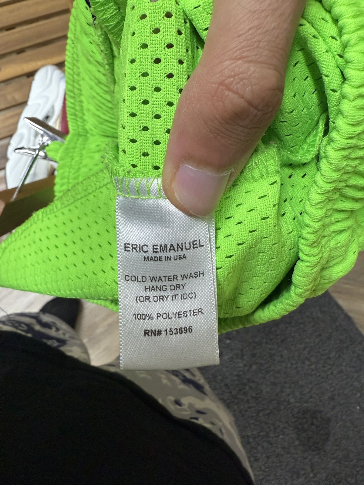 Eric Emanuel Eric Emmanuel Neon Green Shorts Size US 31 - 6 Thumbnail