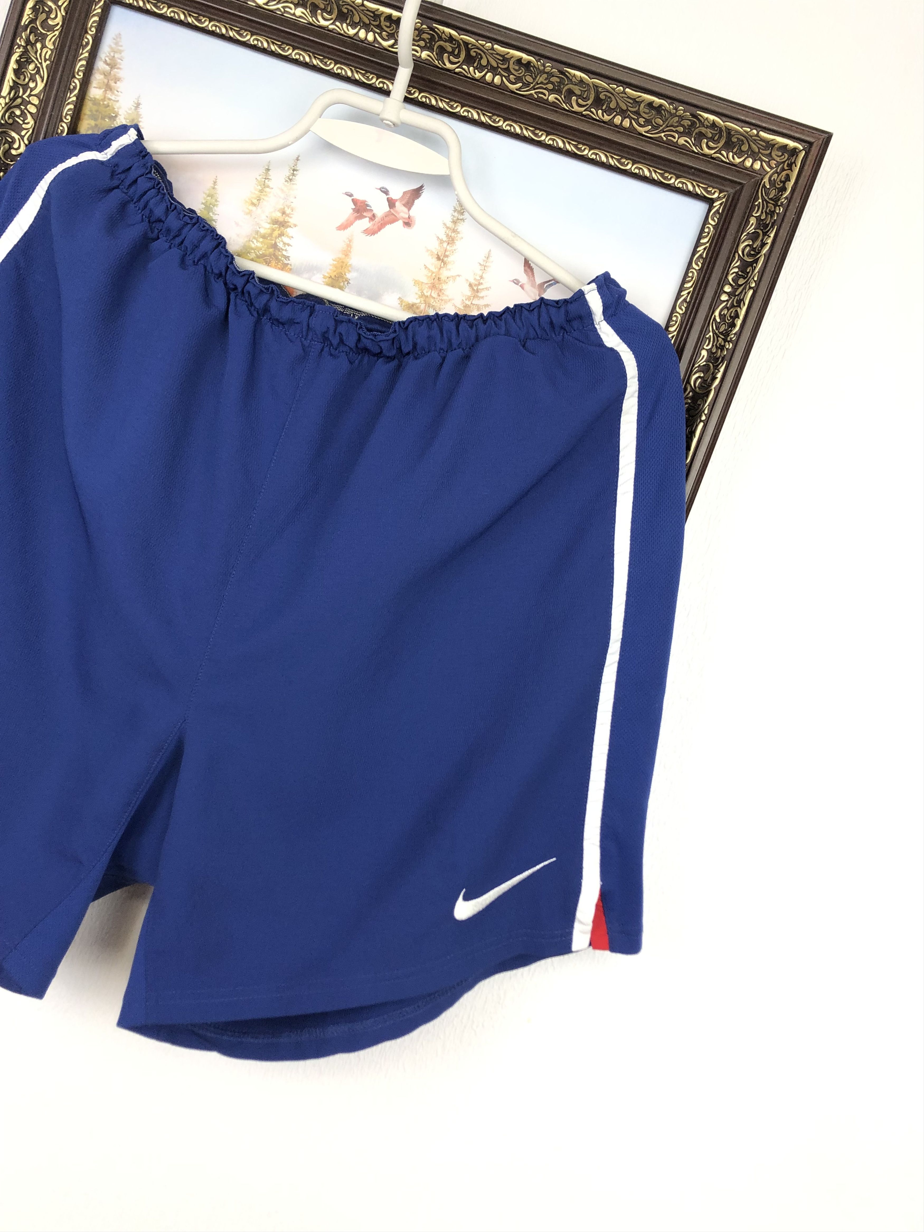 Nike Vintage Nike Manchester United Football Shorts Track L Size US 34 / EU 50 - 2 Thumbnail