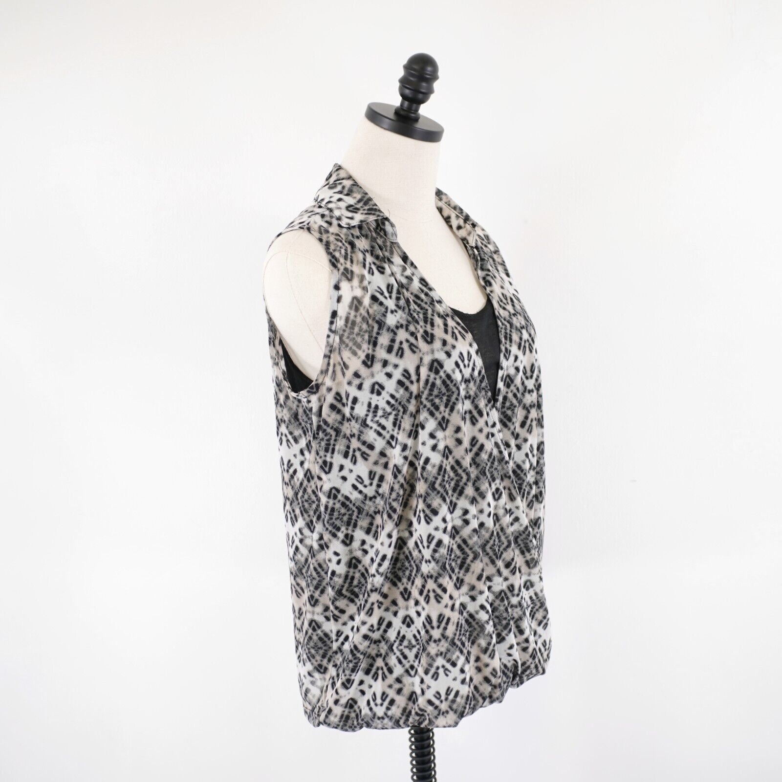 Designer French Laundry White Black Tan Animal Print Collared V-Neck Size XL / US 12-14 / IT 48-50 - 8 Thumbnail