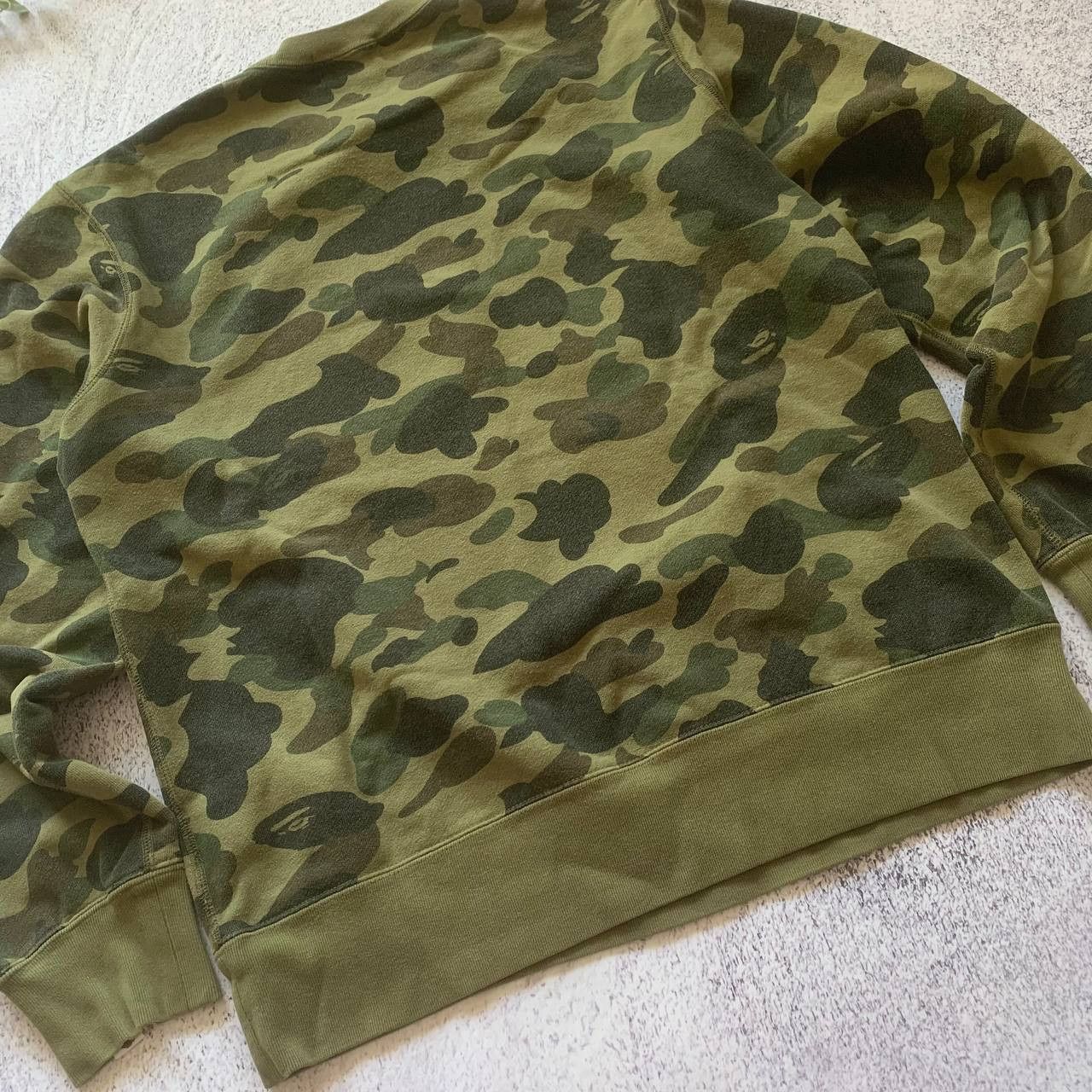 Bape A Bathing Ape Sweatshirt Long Sleeve Size US L / EU 52-54 / 3 - 4 Thumbnail